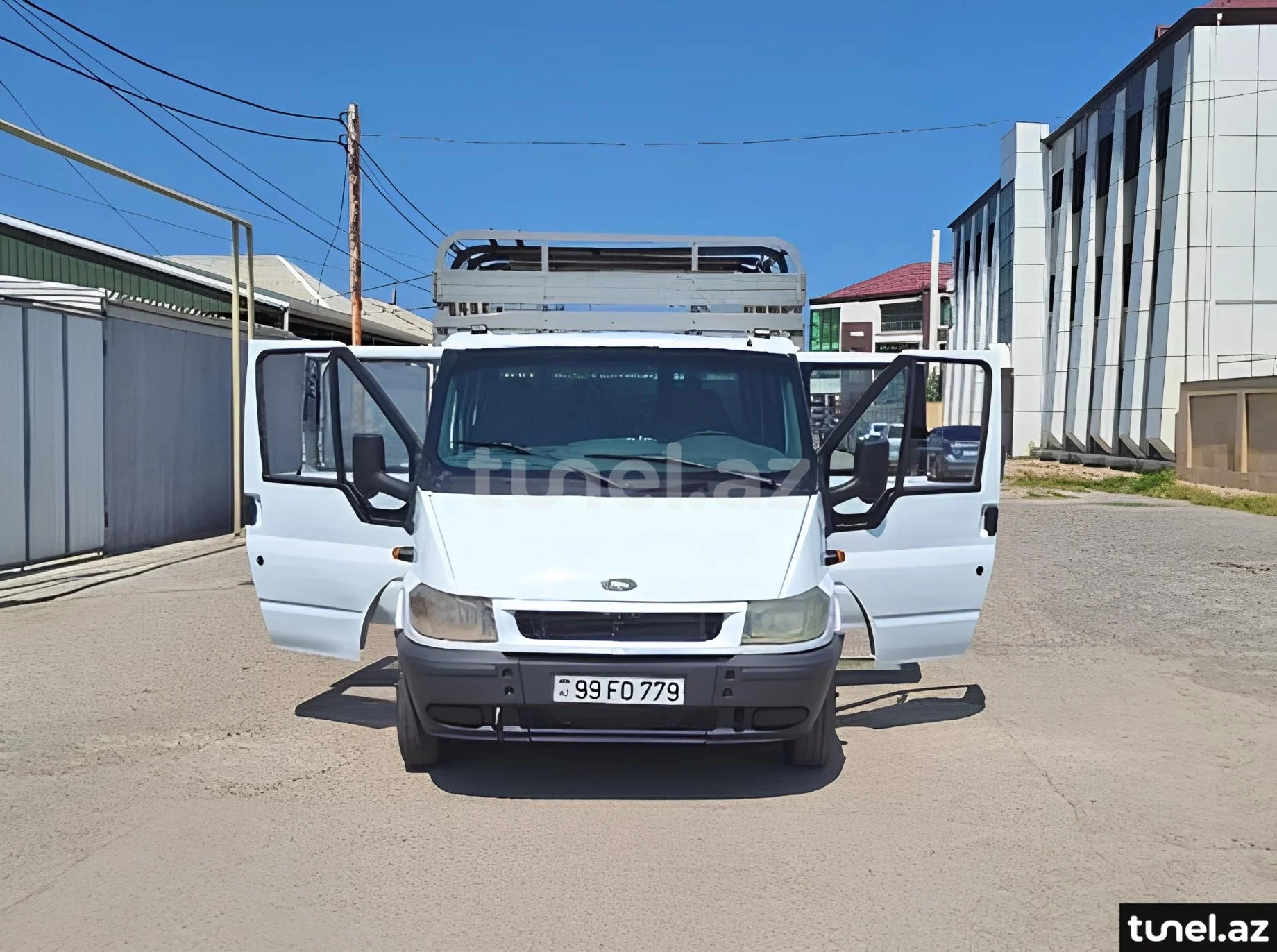 Ford Transit 2000