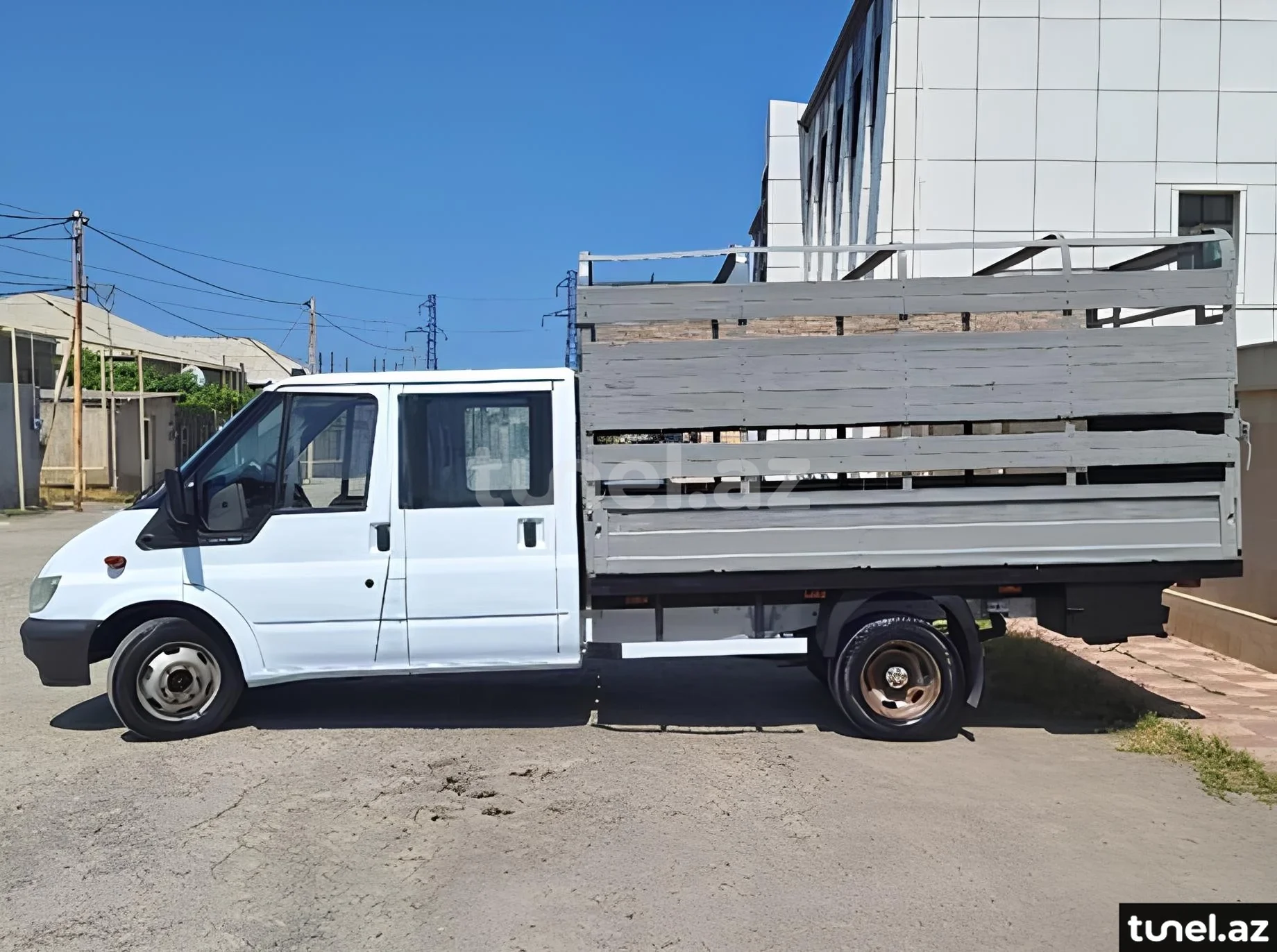 Ford Transit 2000