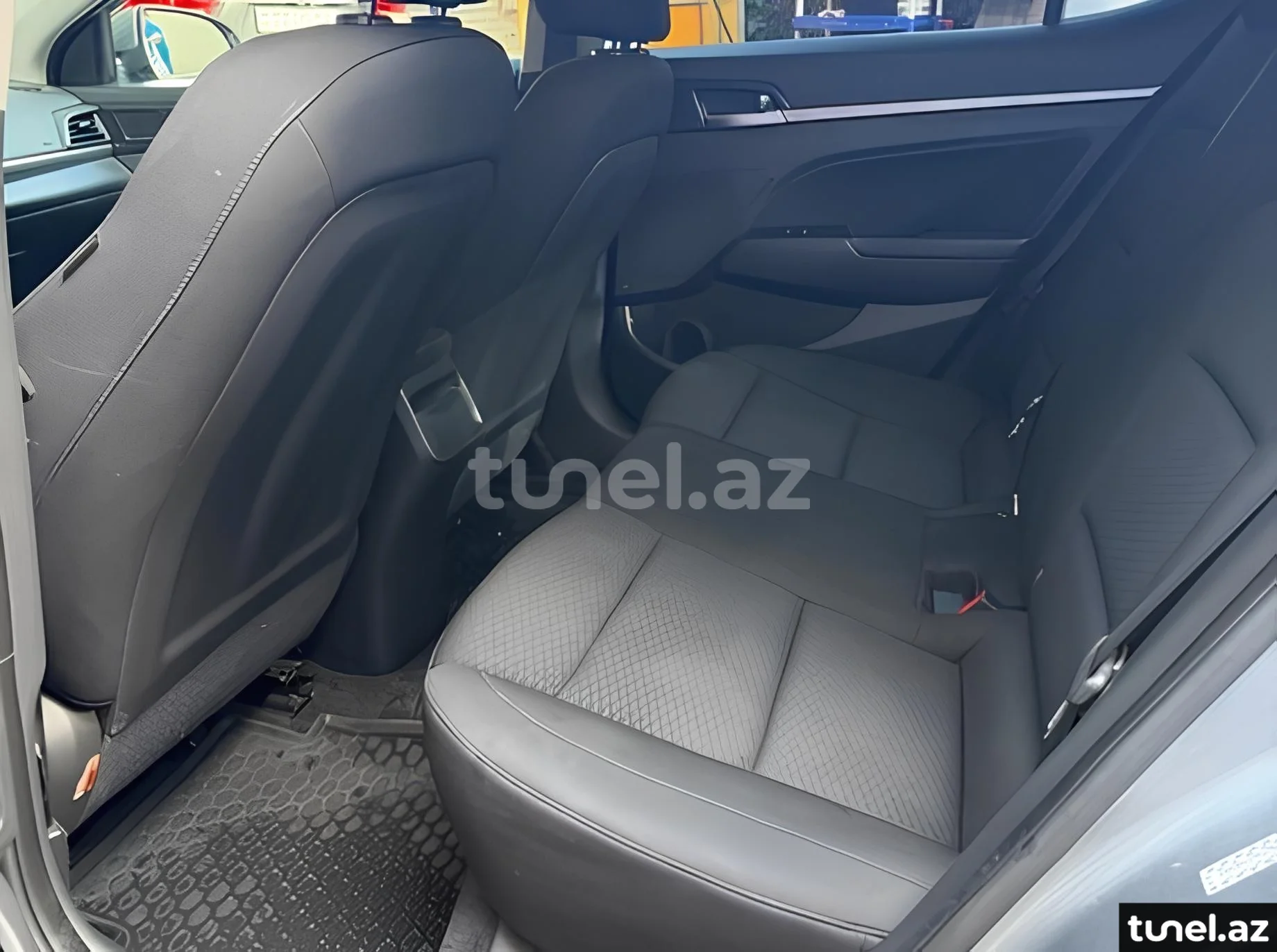 Hyundai Elantra 2018