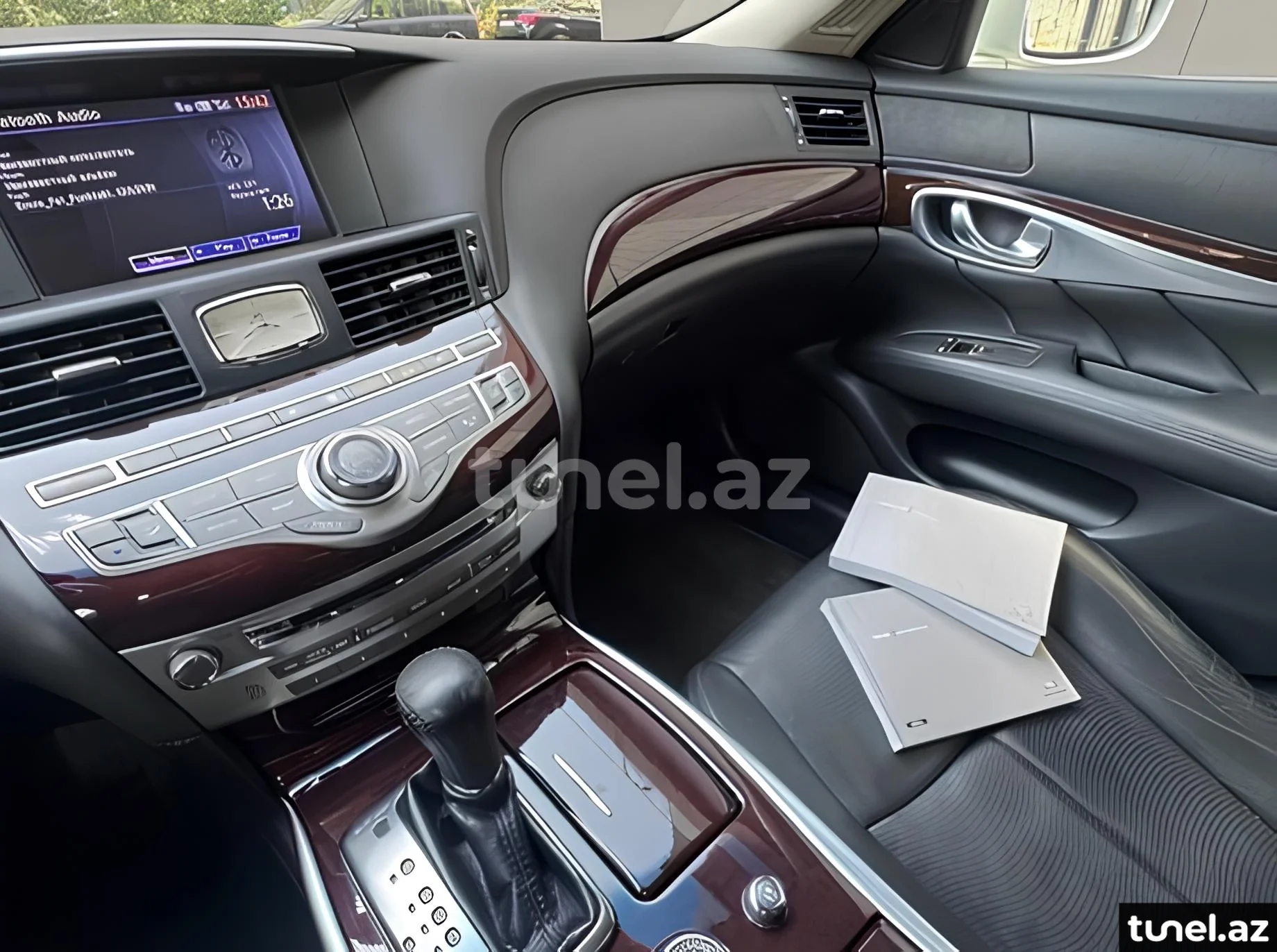 Infiniti M37 2013