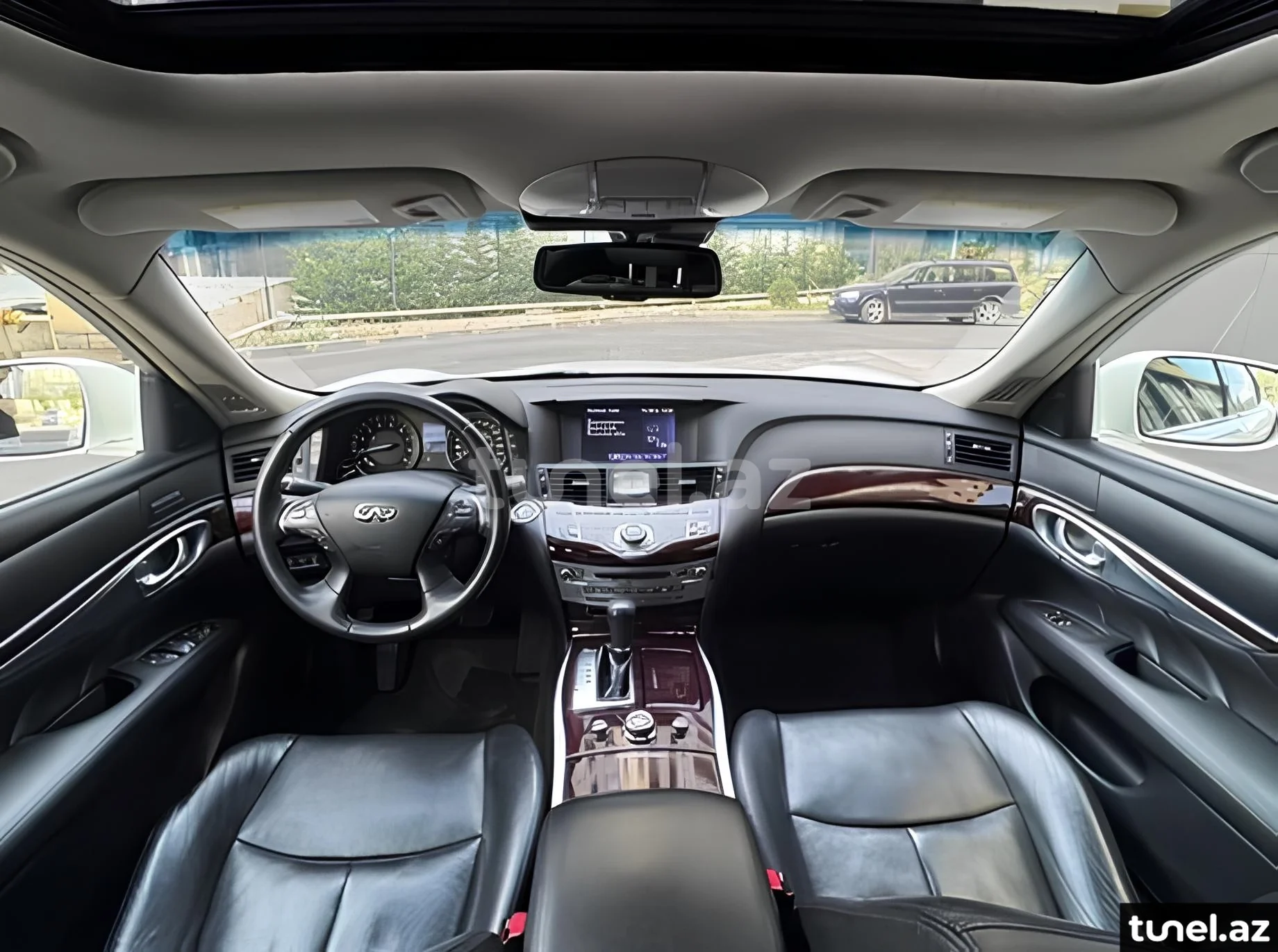 Infiniti M37 2013