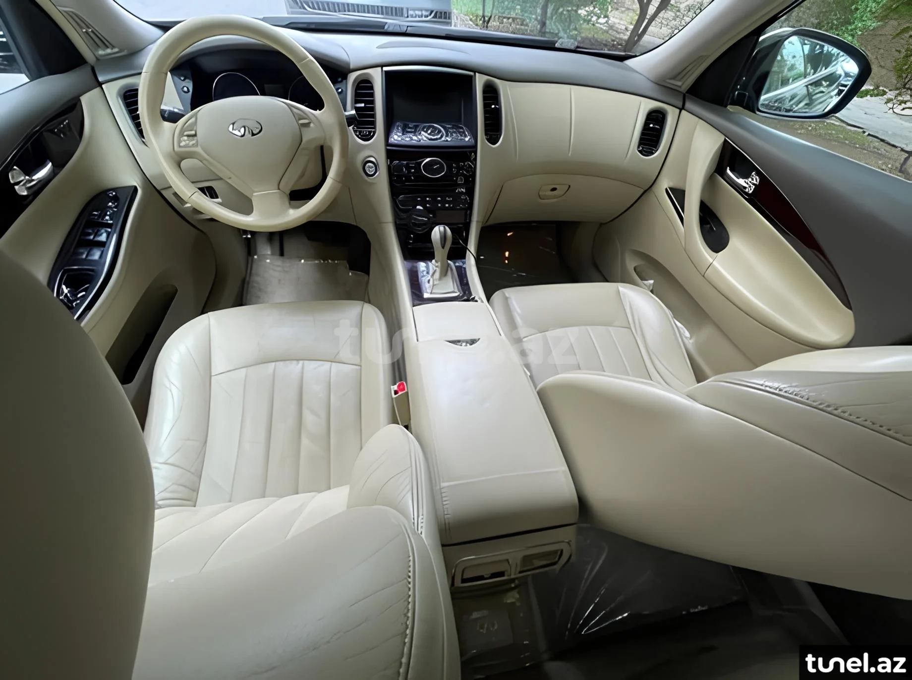 Infiniti EX35 2011