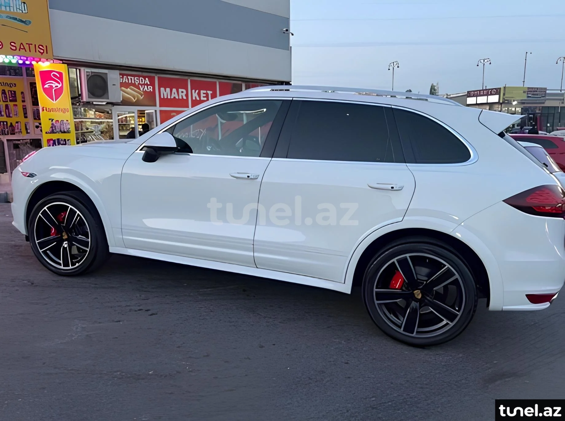 Porsche Cayenne GTS 2014