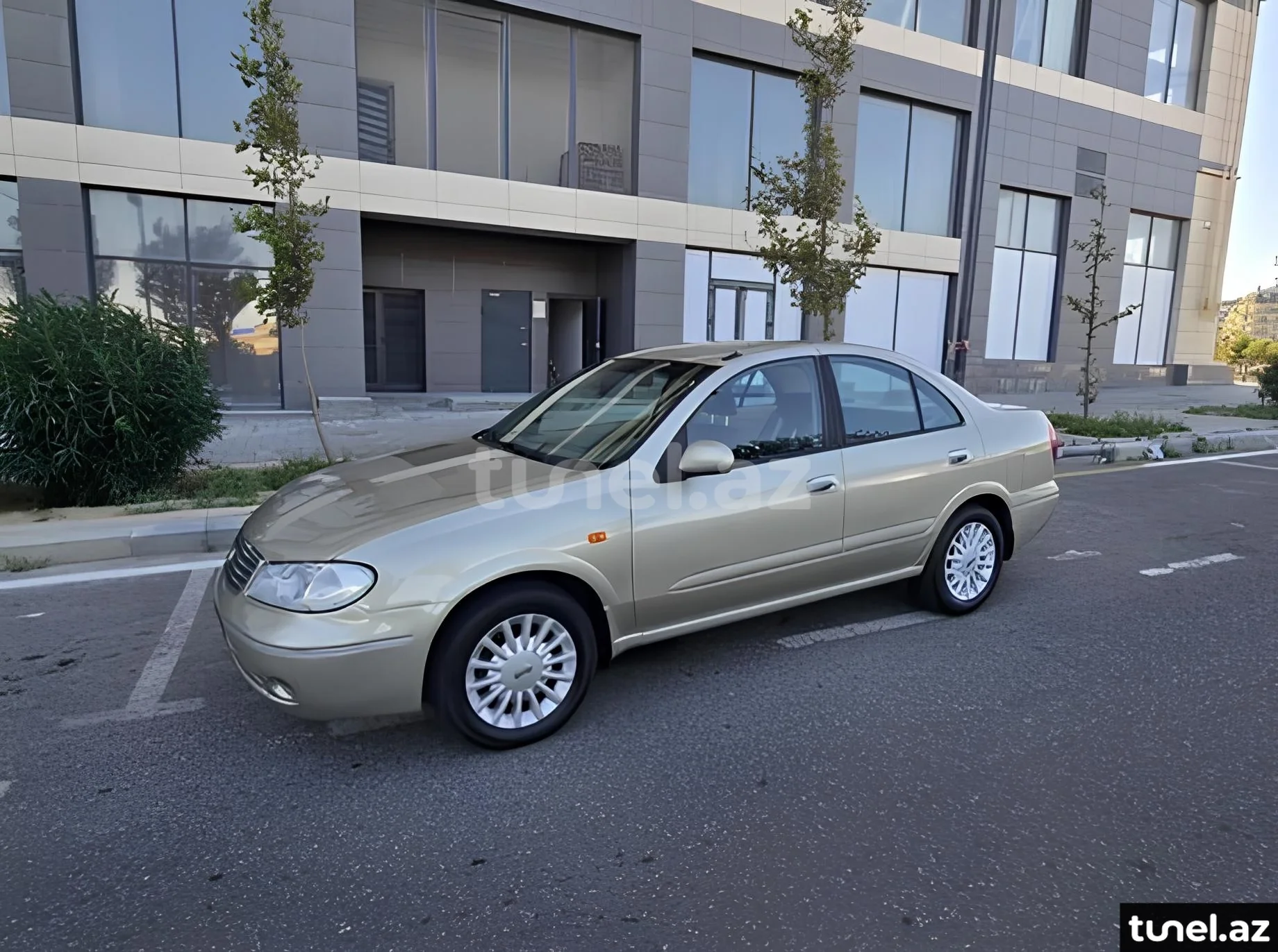 Nissan Sunny 2008