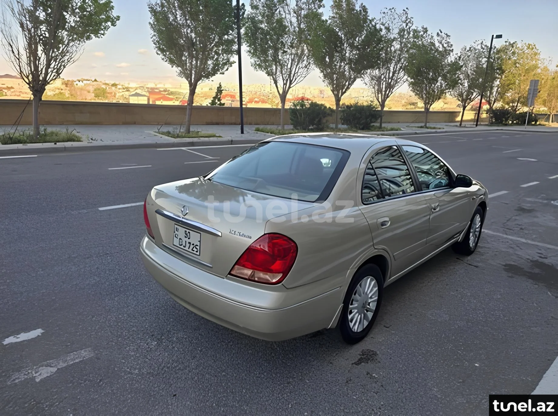 Nissan Sunny 2008