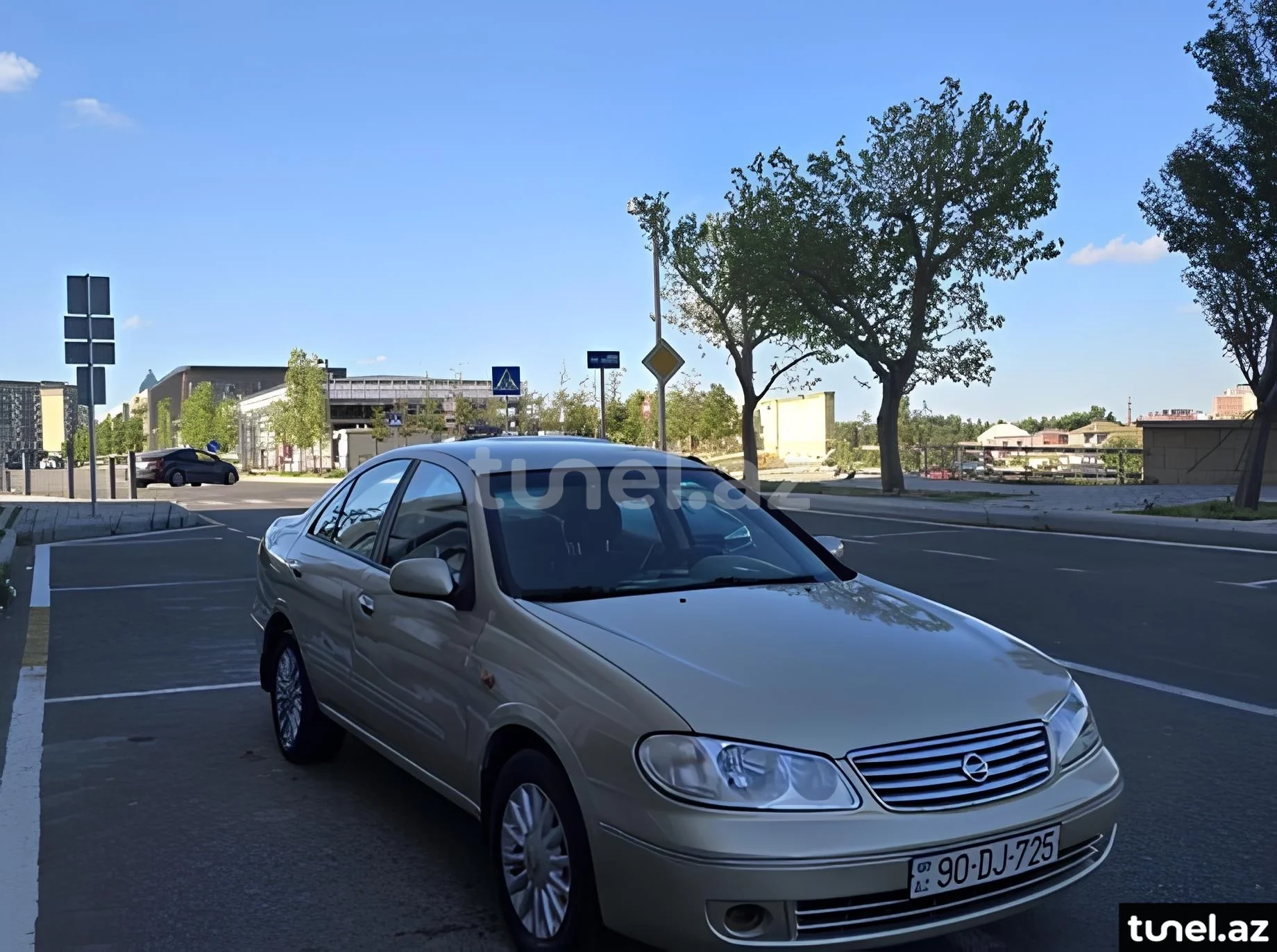 Nissan Sunny 2008