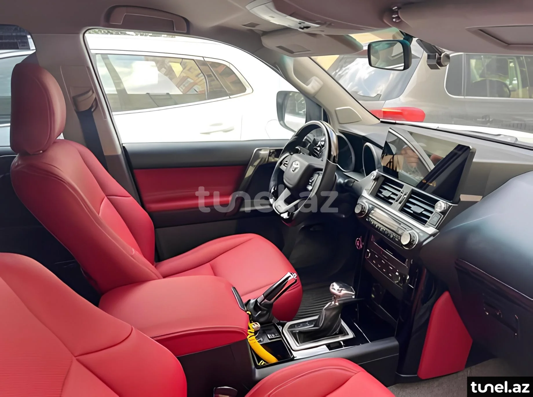 Toyota Land Cruiser Prado 2010