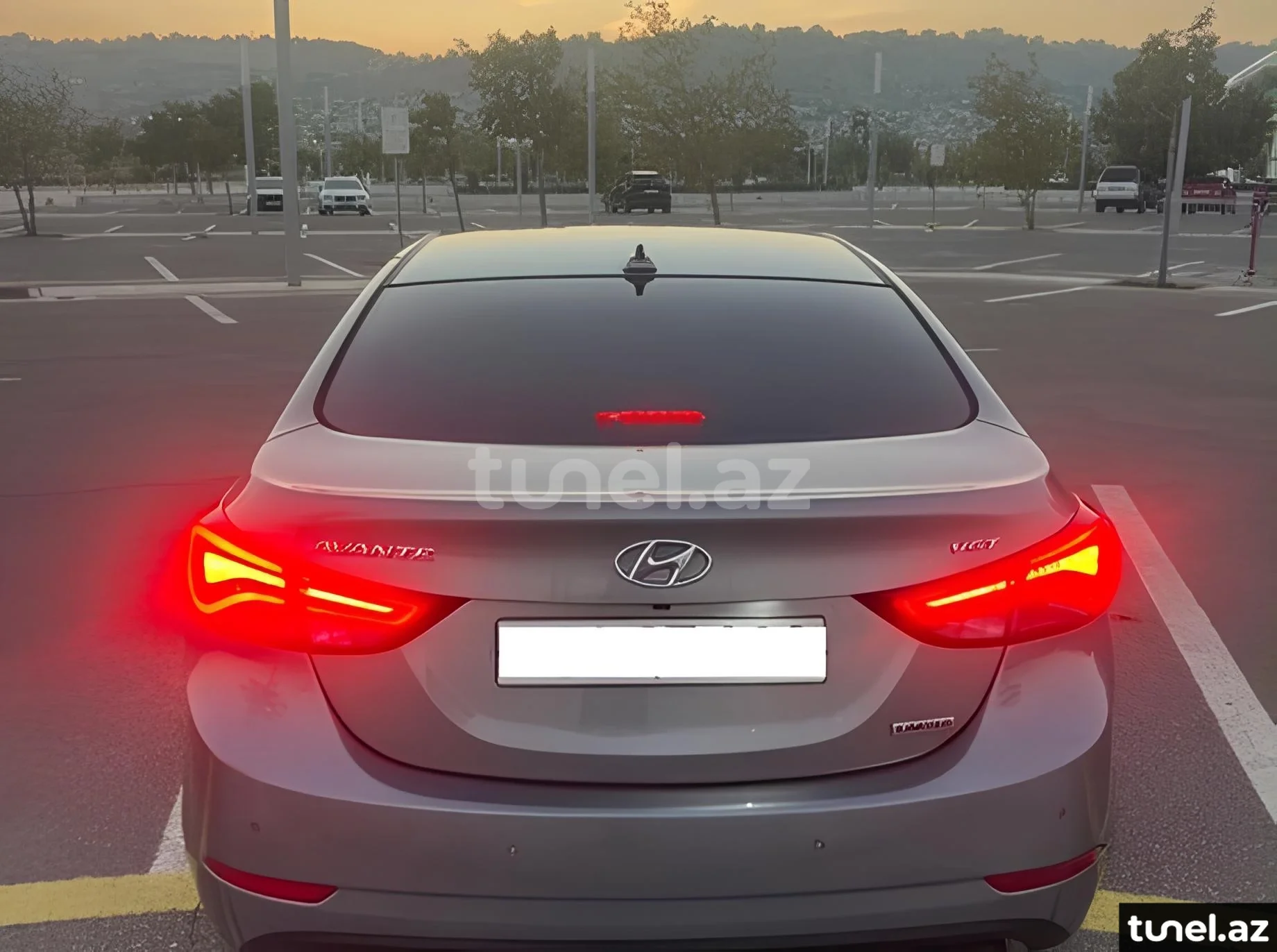 Hyundai Avante 2014