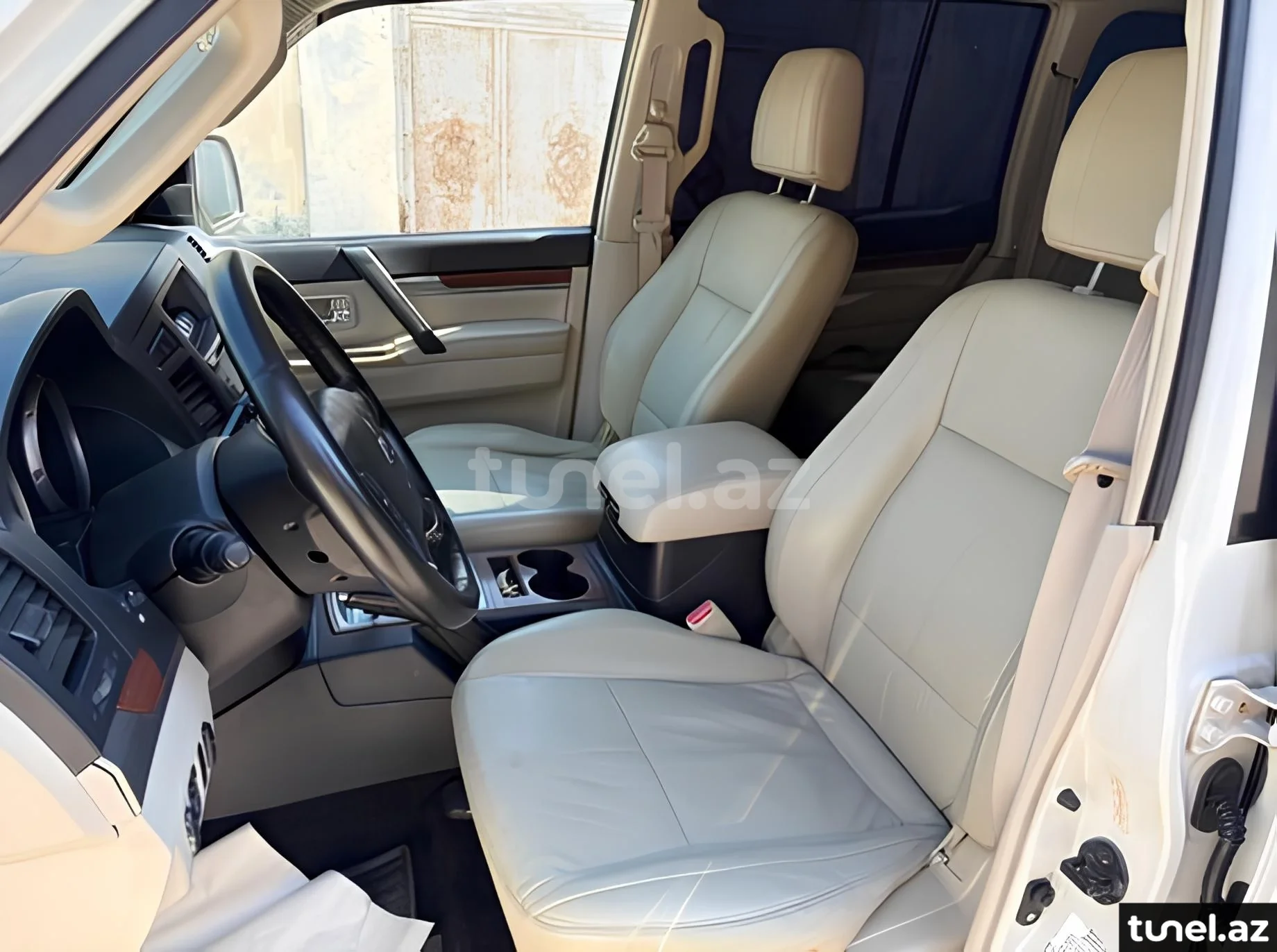 Mitsubishi Pajero 2008