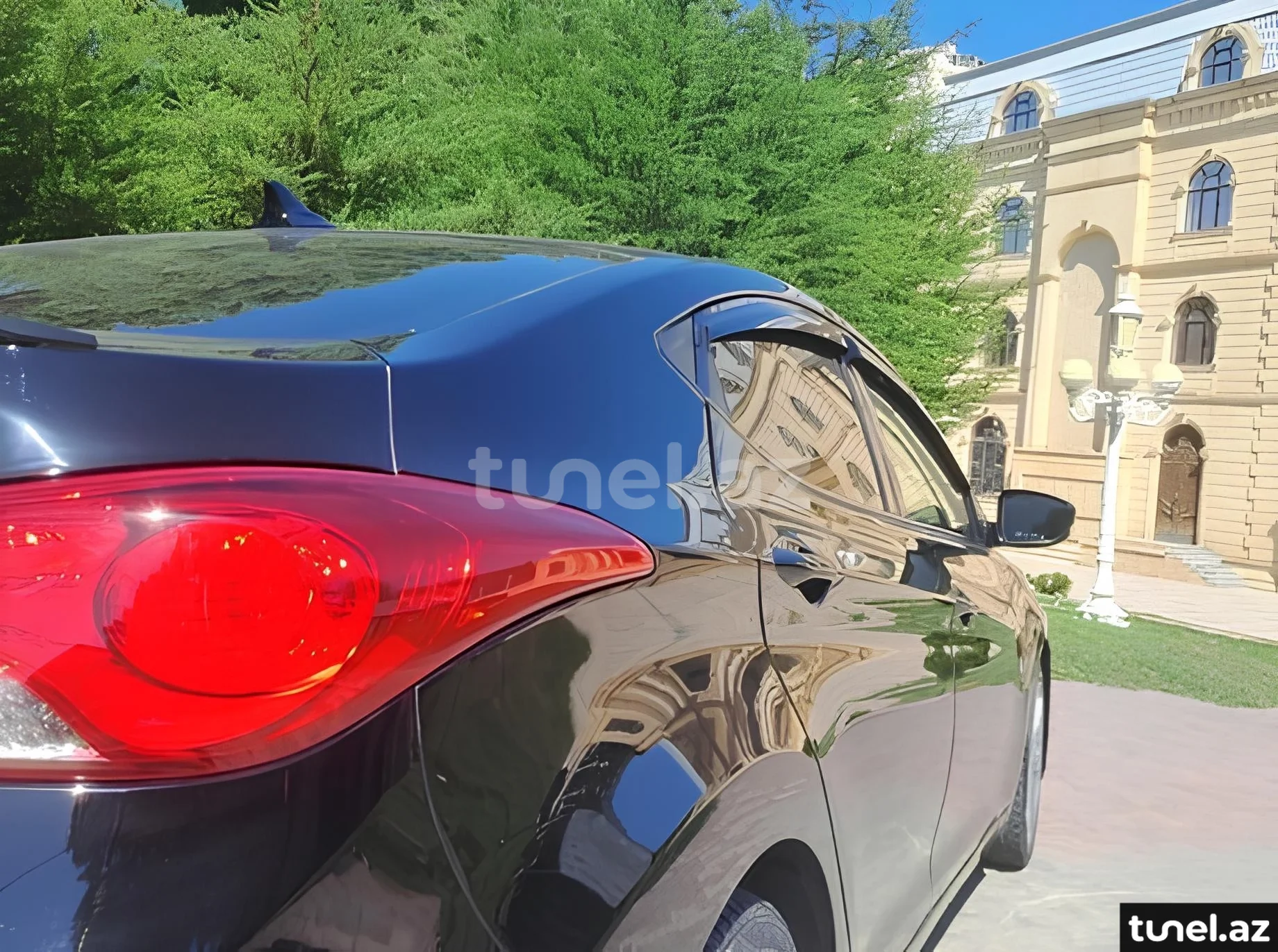 Hyundai Elantra 2013