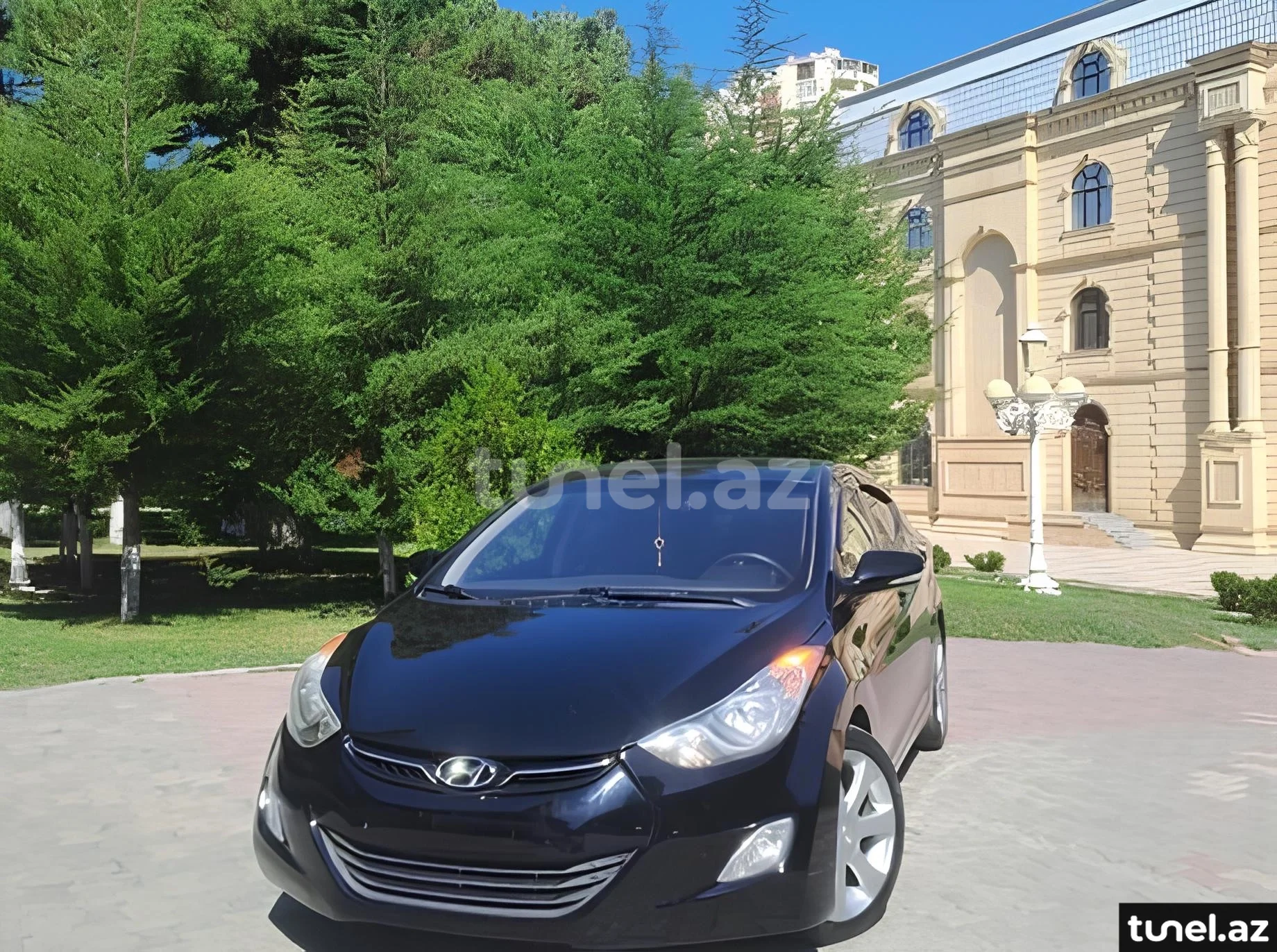Hyundai Elantra 2013