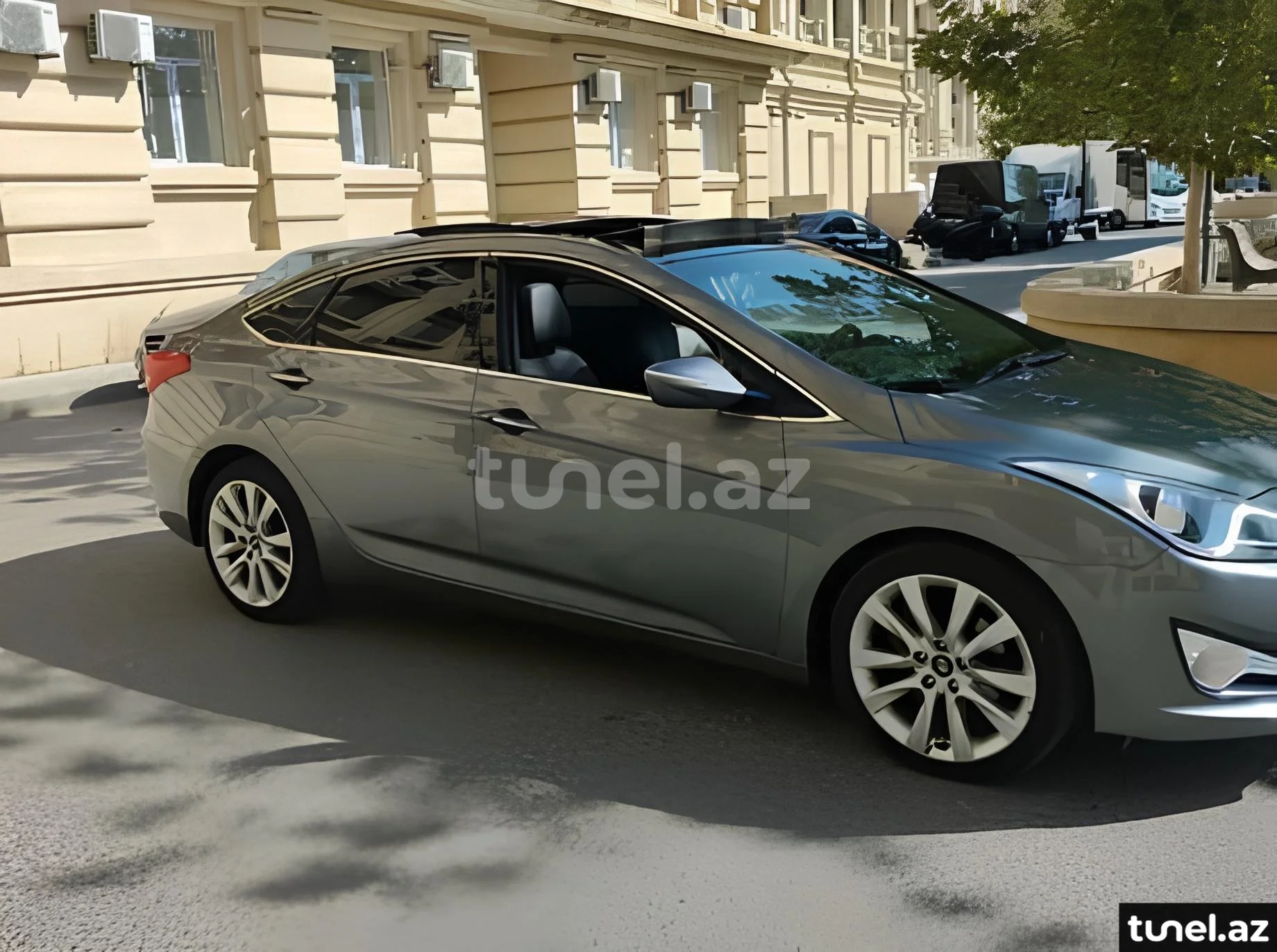 Hyundai i40 2012