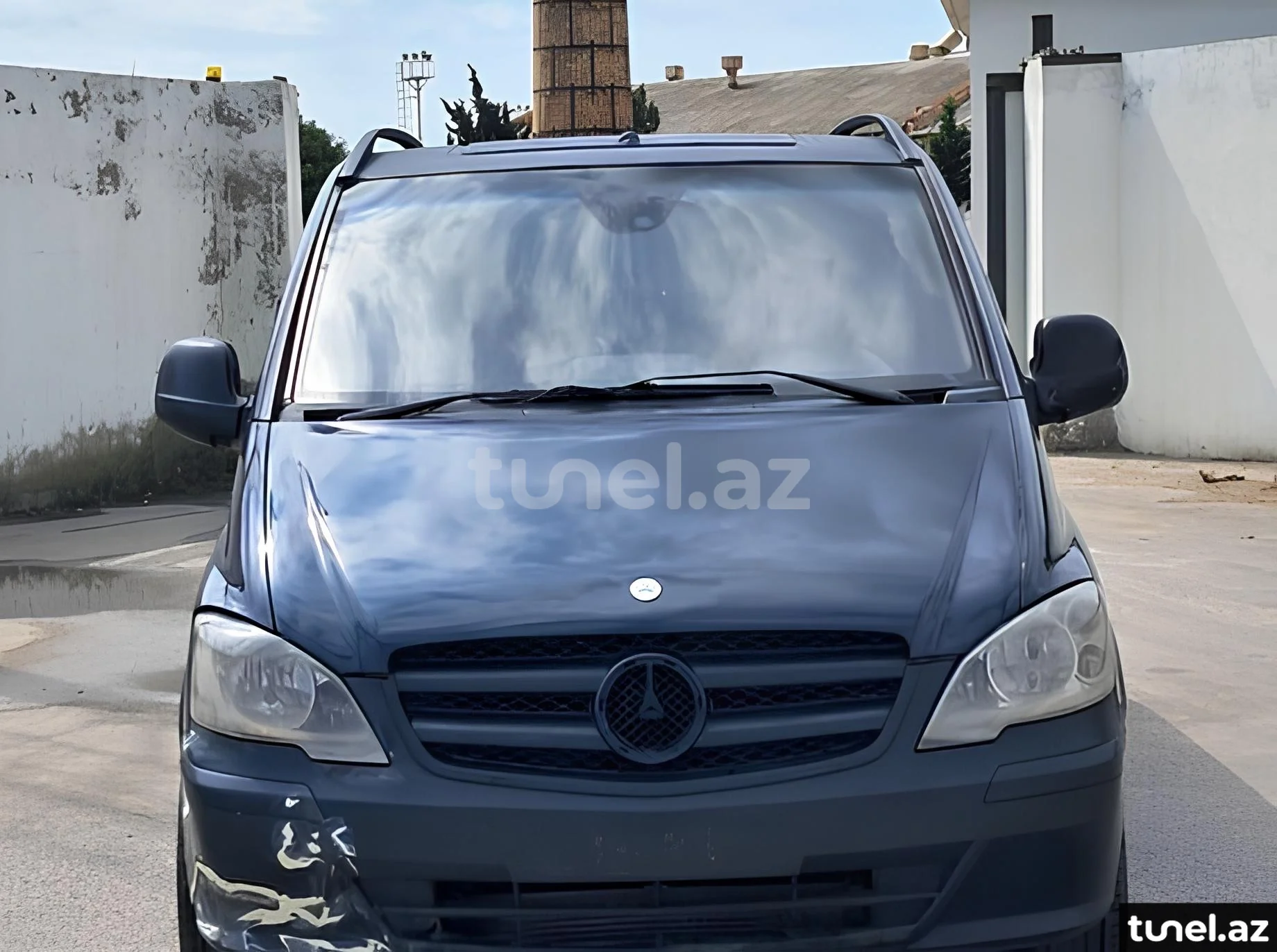 Mercedes Viano 2005