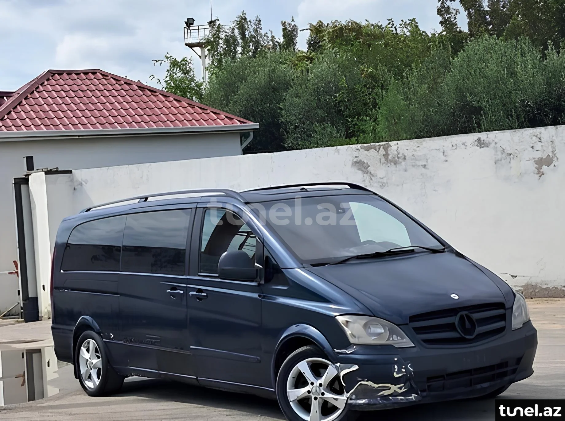 Mercedes Viano 2005