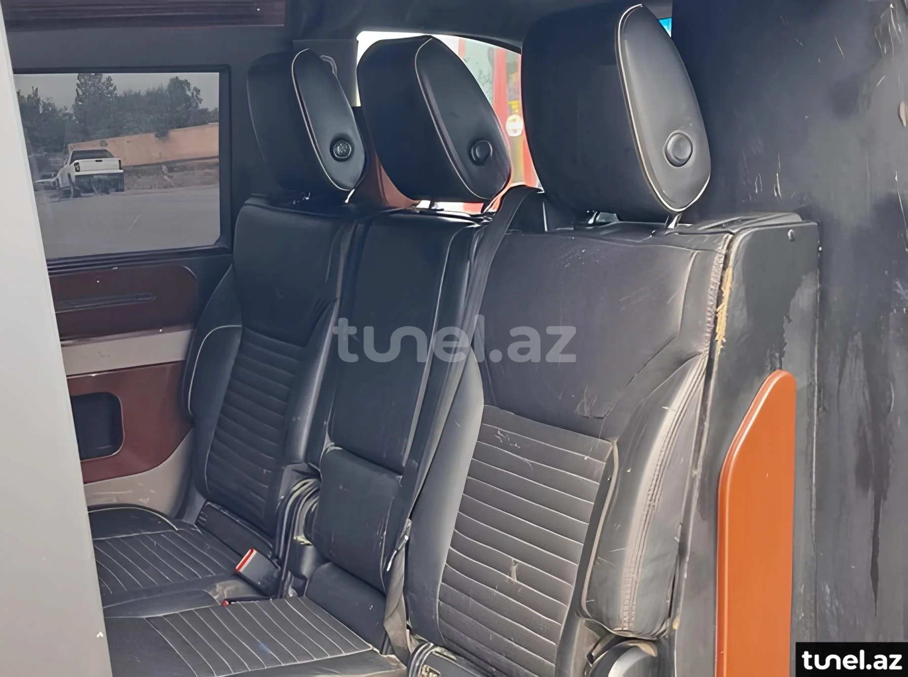 Mercedes Viano 2005
