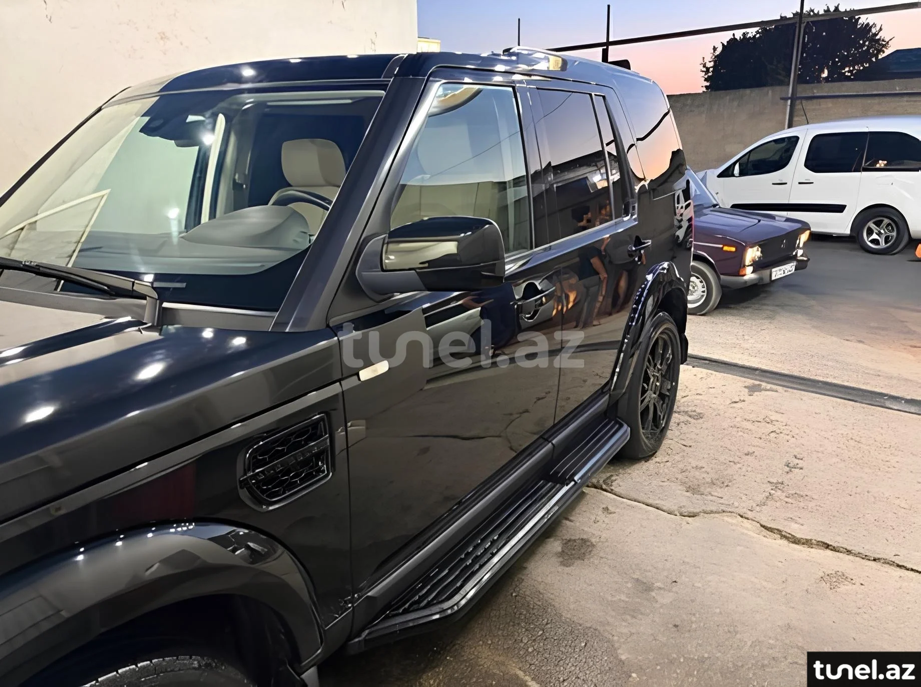 Land Rover Discovery 2011