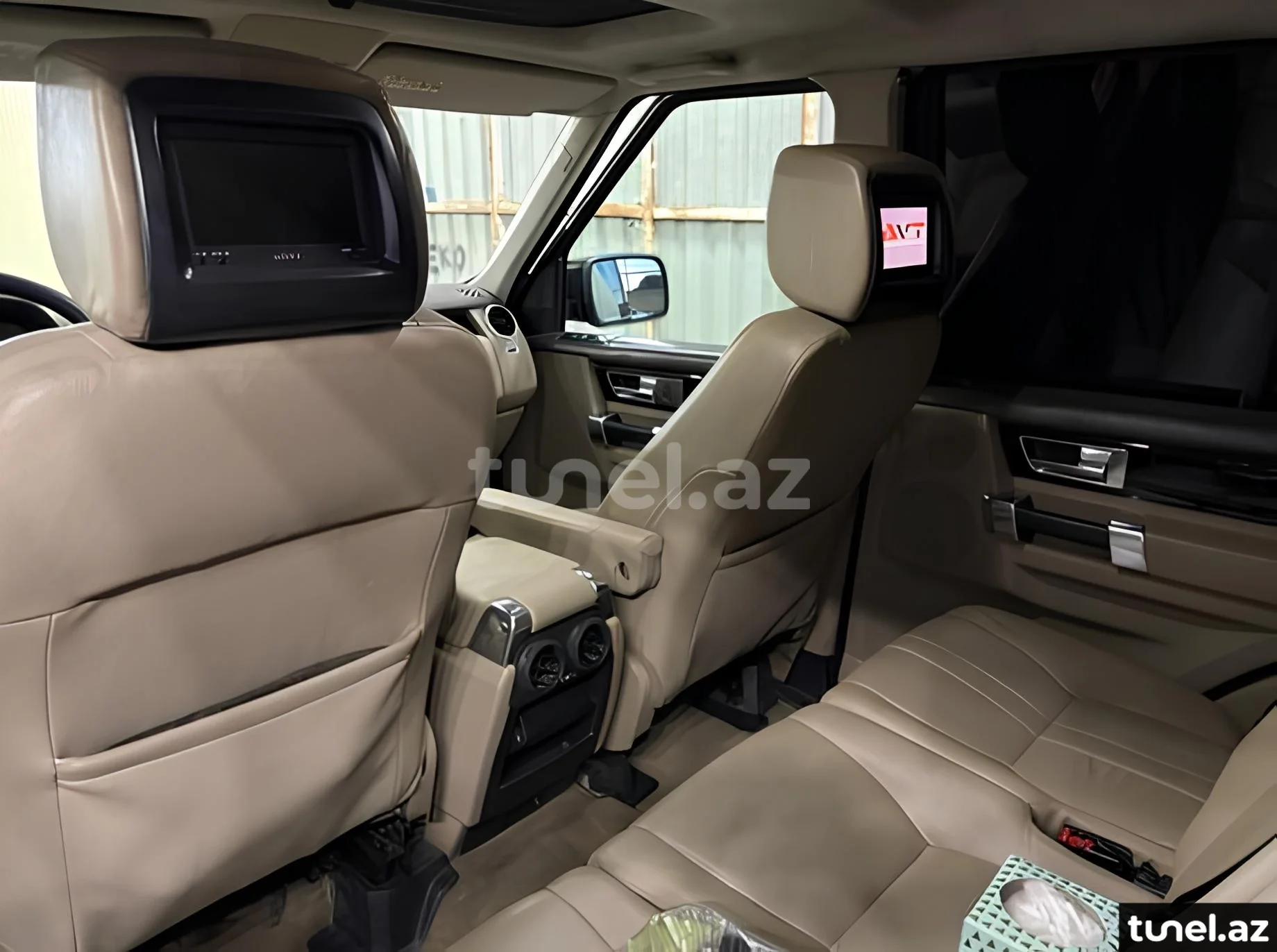 Land Rover Discovery 2011