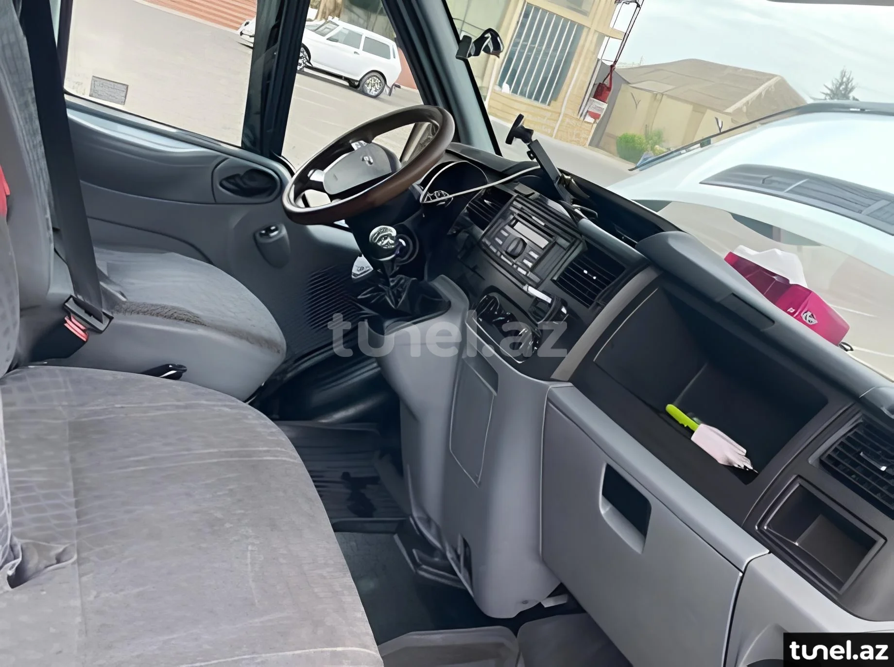 Ford Transit 2010