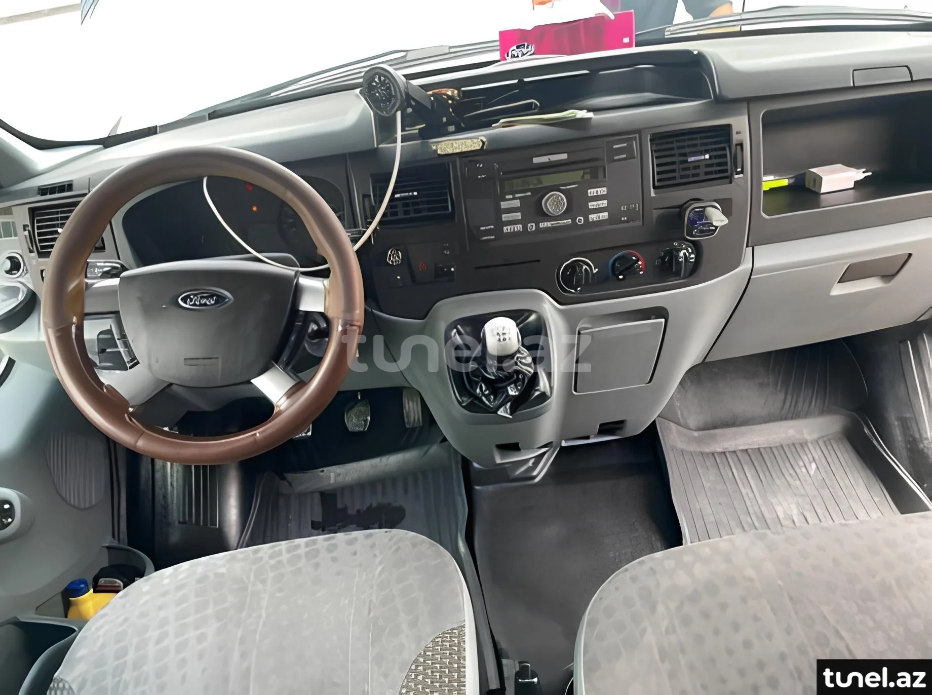Ford Transit 2010