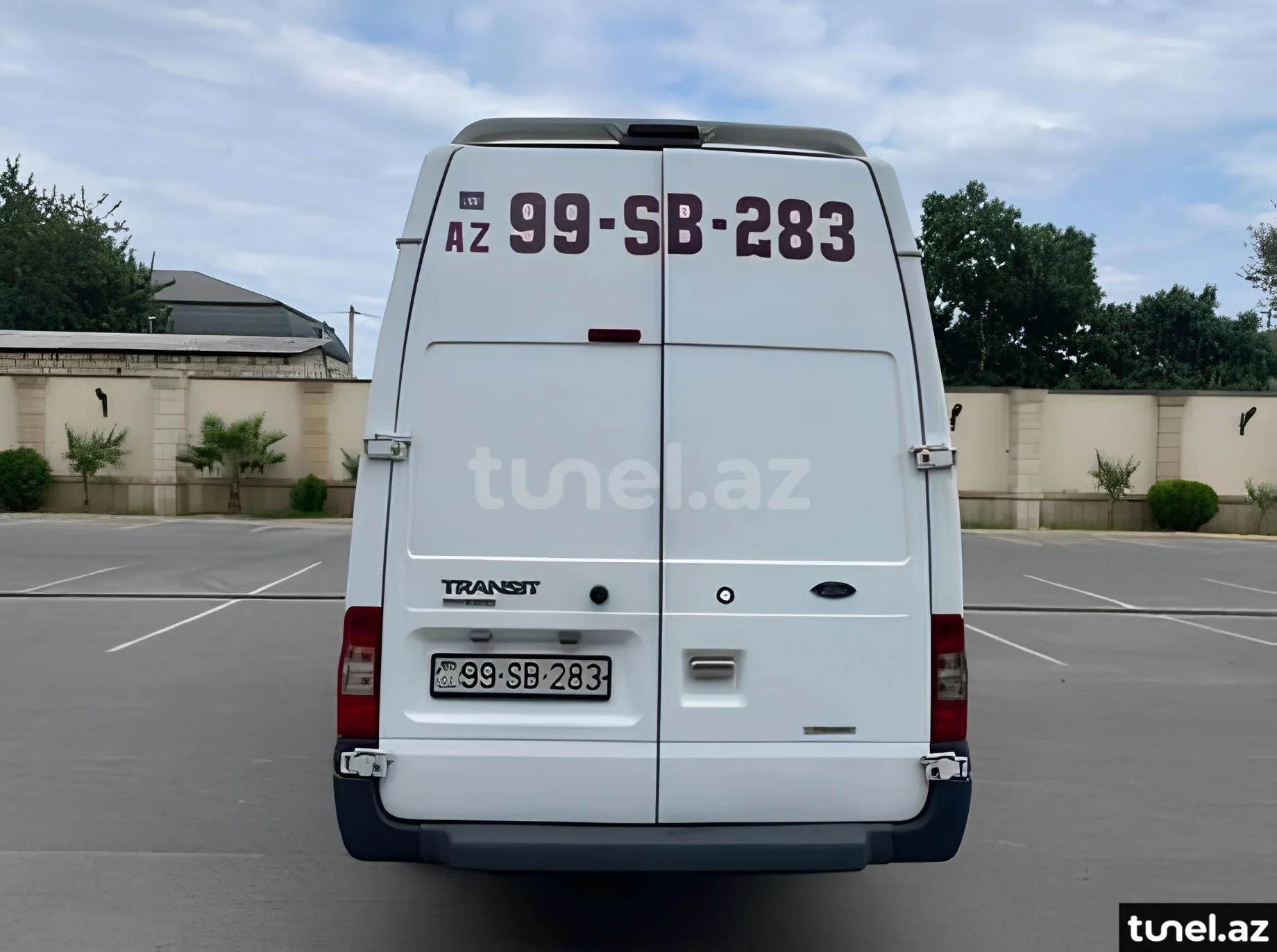 Ford Transit 2010