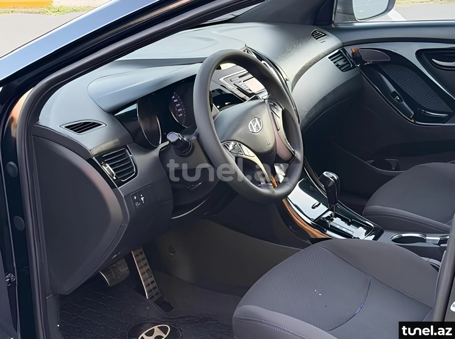 Hyundai Elantra 2013