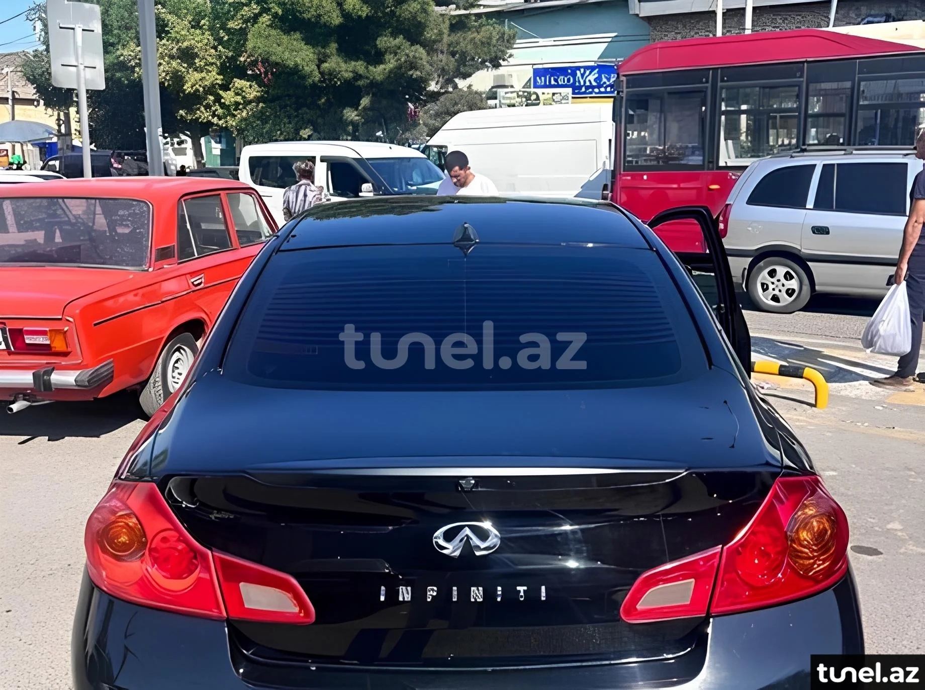 Infiniti G25 2012