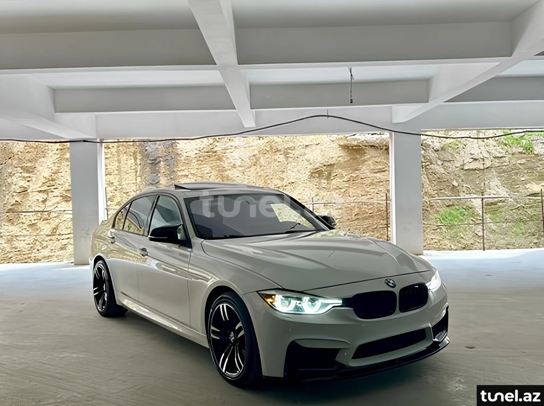 BMW 328 2015