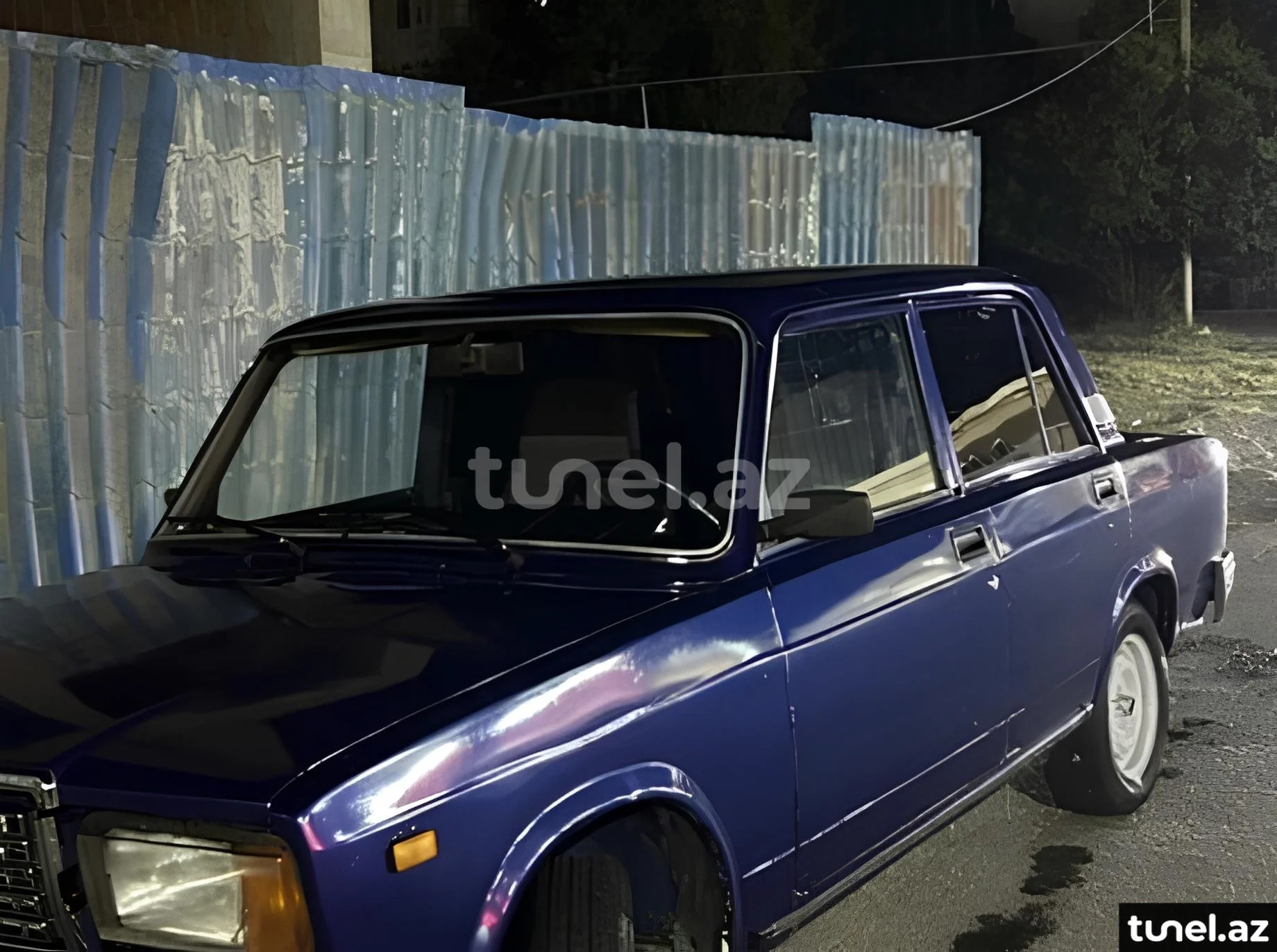 LADA (VAZ) 2107 2000