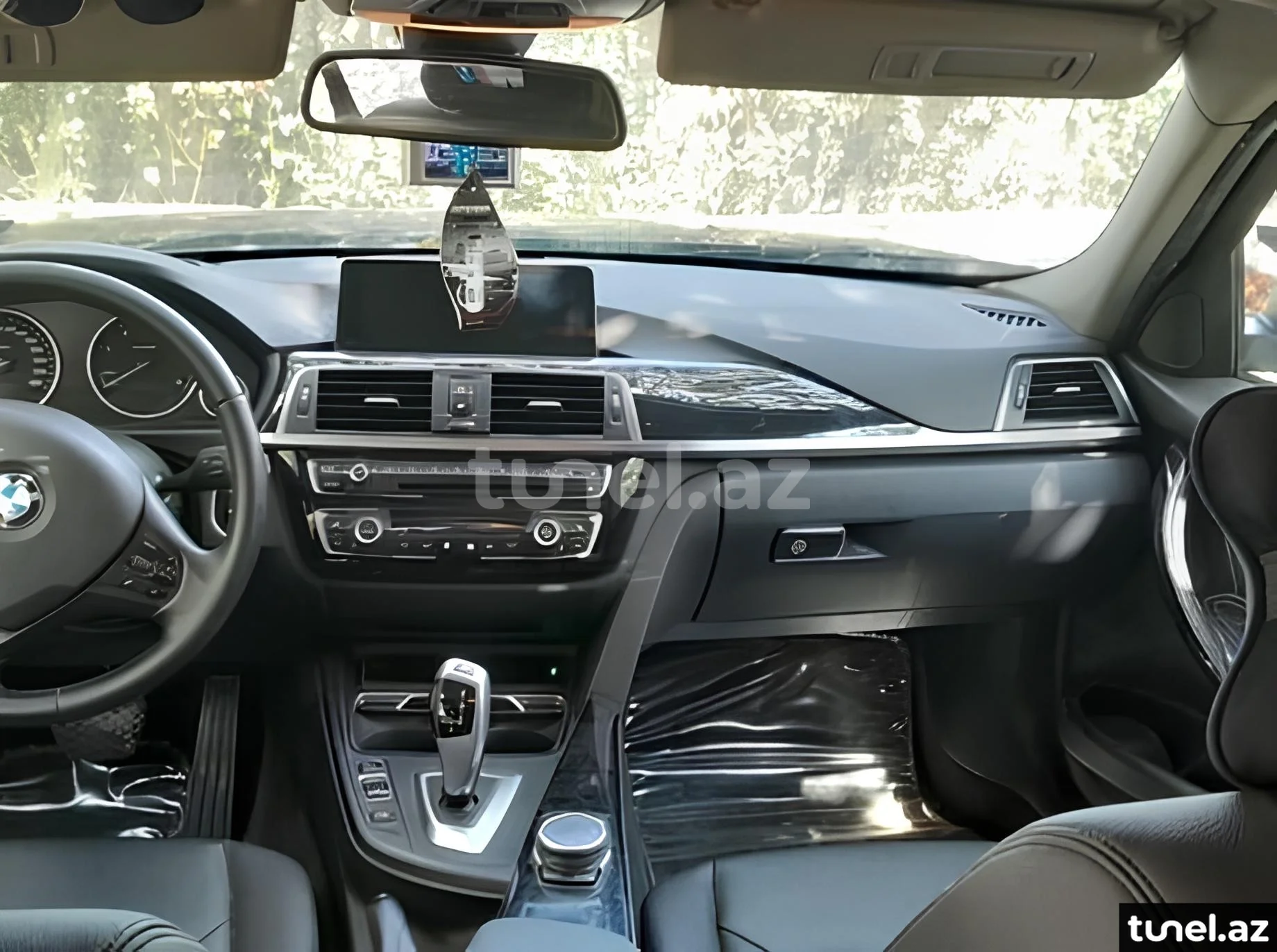 BMW 320 2015