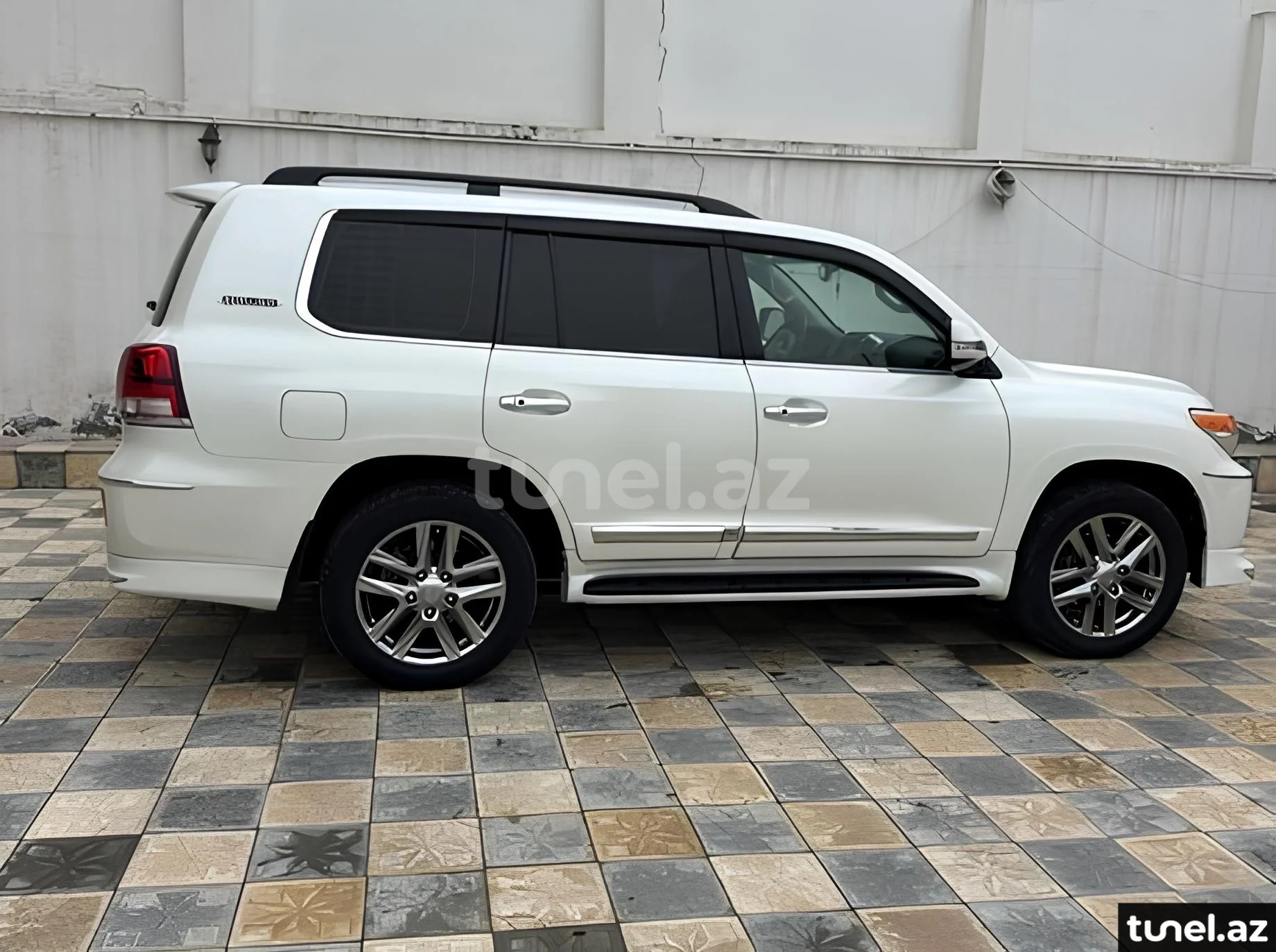 Toyota Land Cruiser 2014