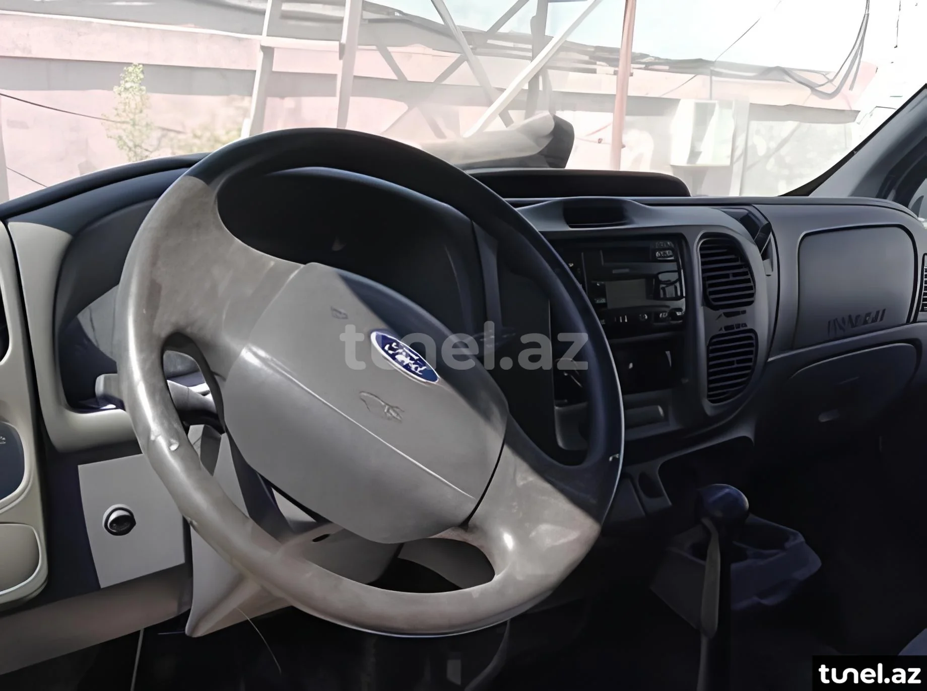 Ford Transit 2004