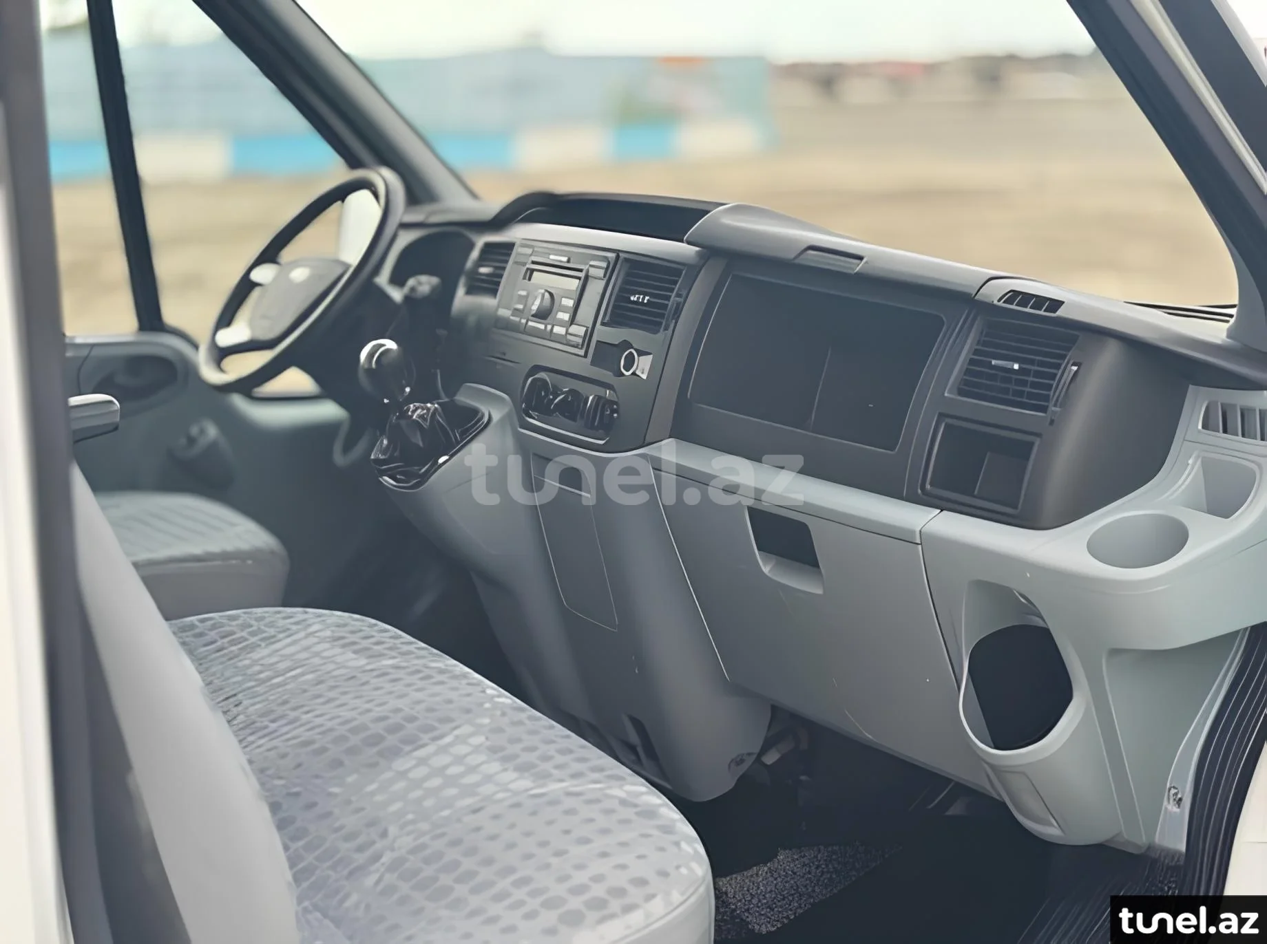 Ford Transit 2011