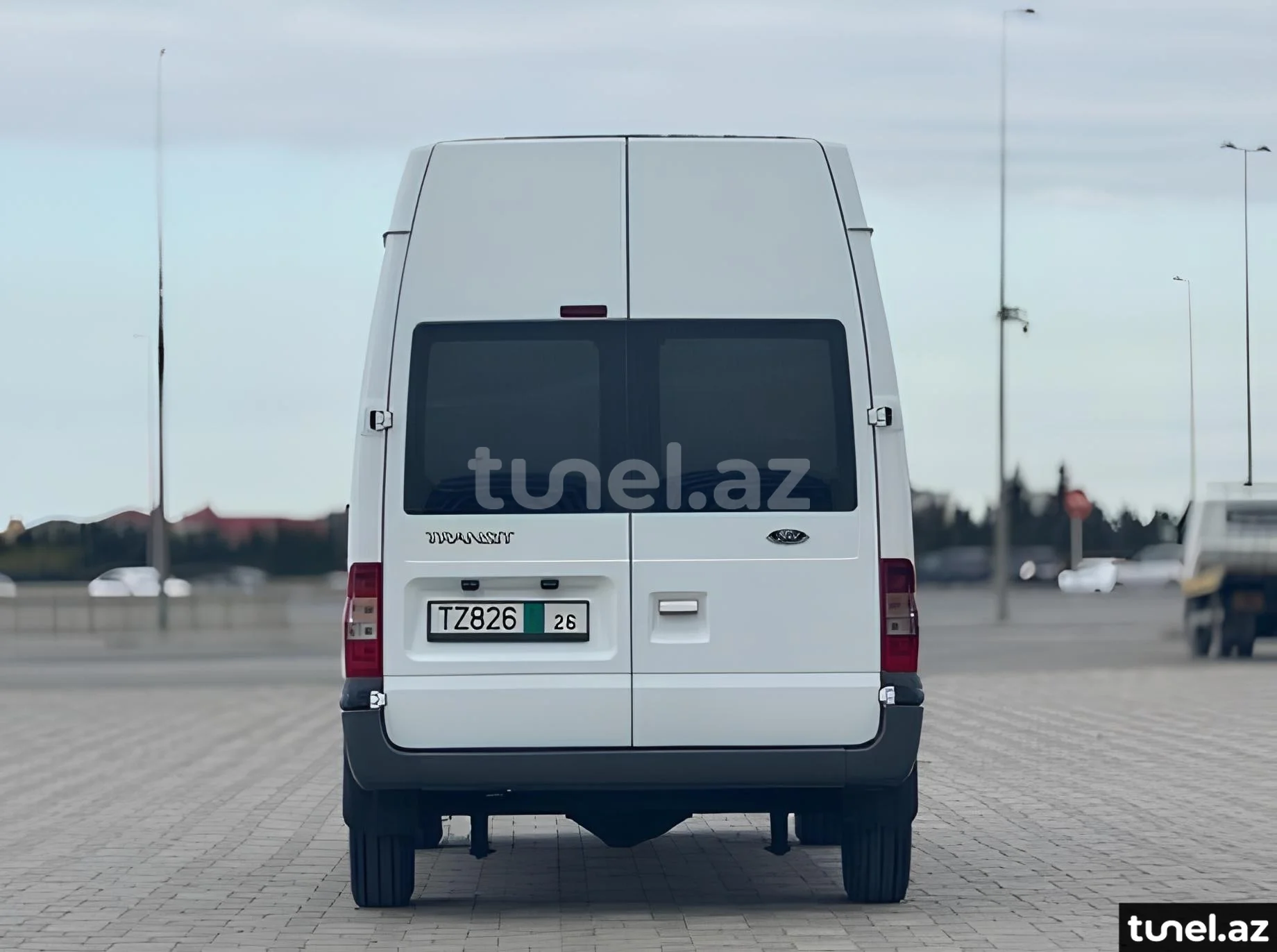 Ford Transit 2011