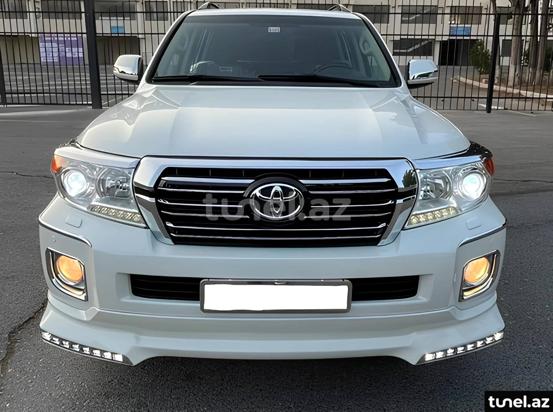 Toyota Land Cruiser 2012