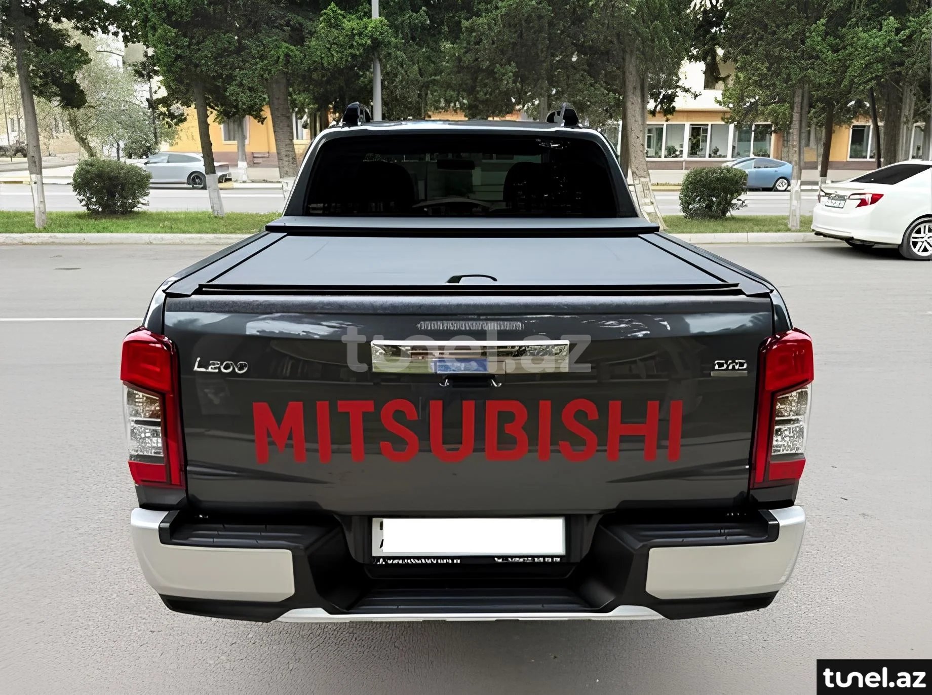Mitsubishi L200 2021