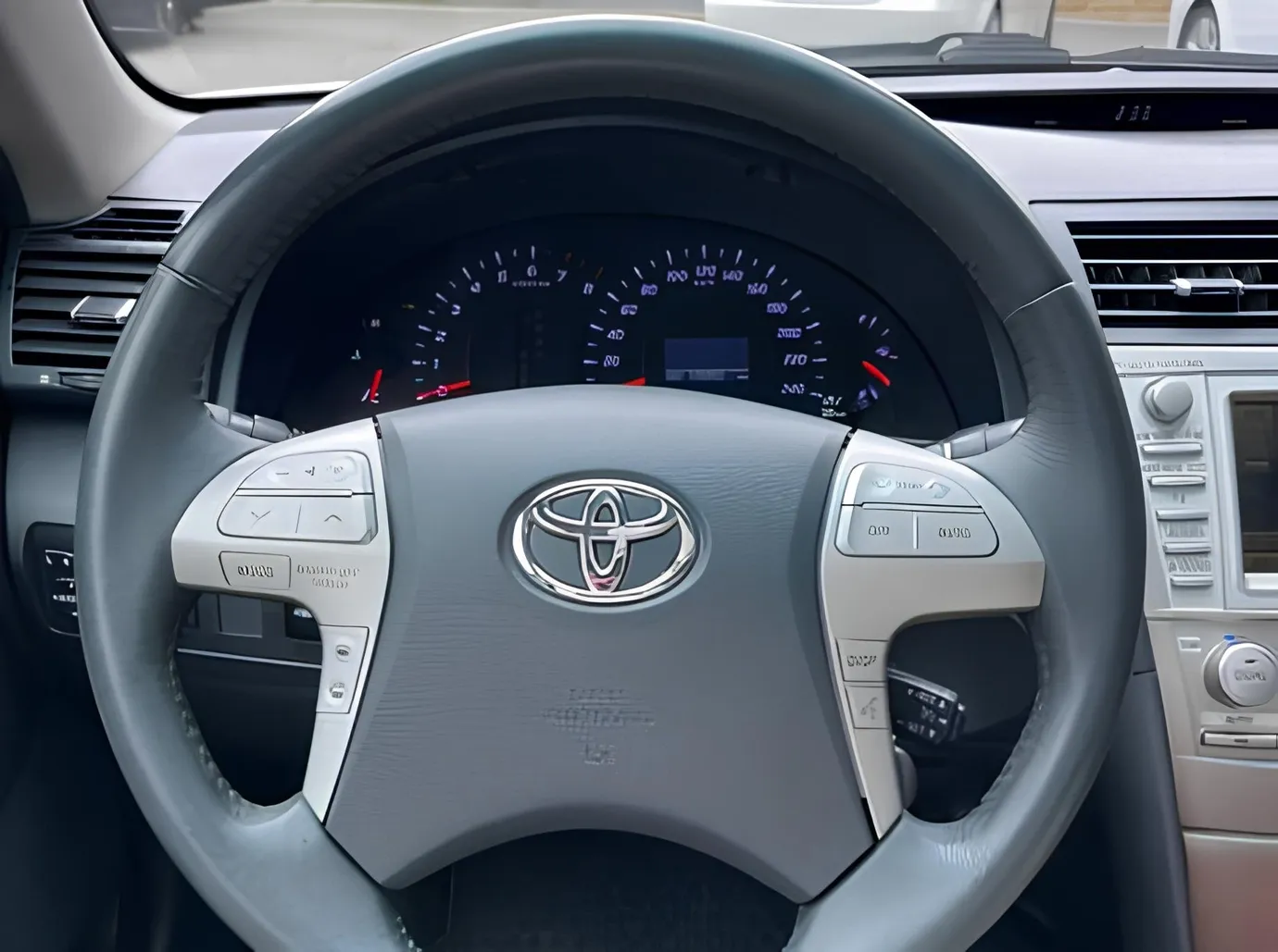 Toyota Camry, 2.4 L, 2010 i̇l, 139 000 km, Bakı - Qiymət: 20 800 ₼ - Tunel.az