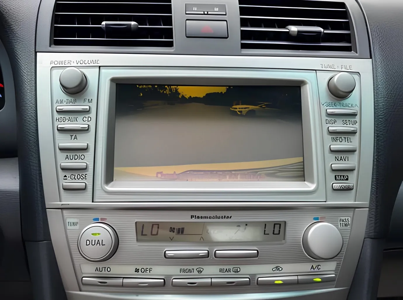 Toyota Camry, 2.4 L, 2010 i̇l, 139 000 km, Bakı - Qiymət: 20 800 ₼ - Tunel.az