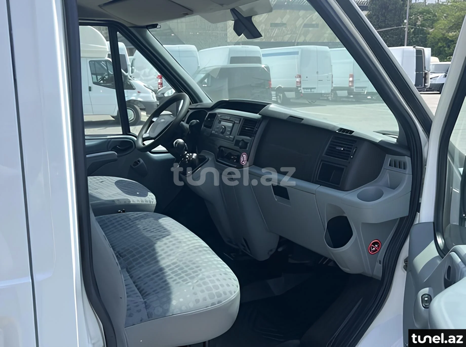 Ford Transit 2010