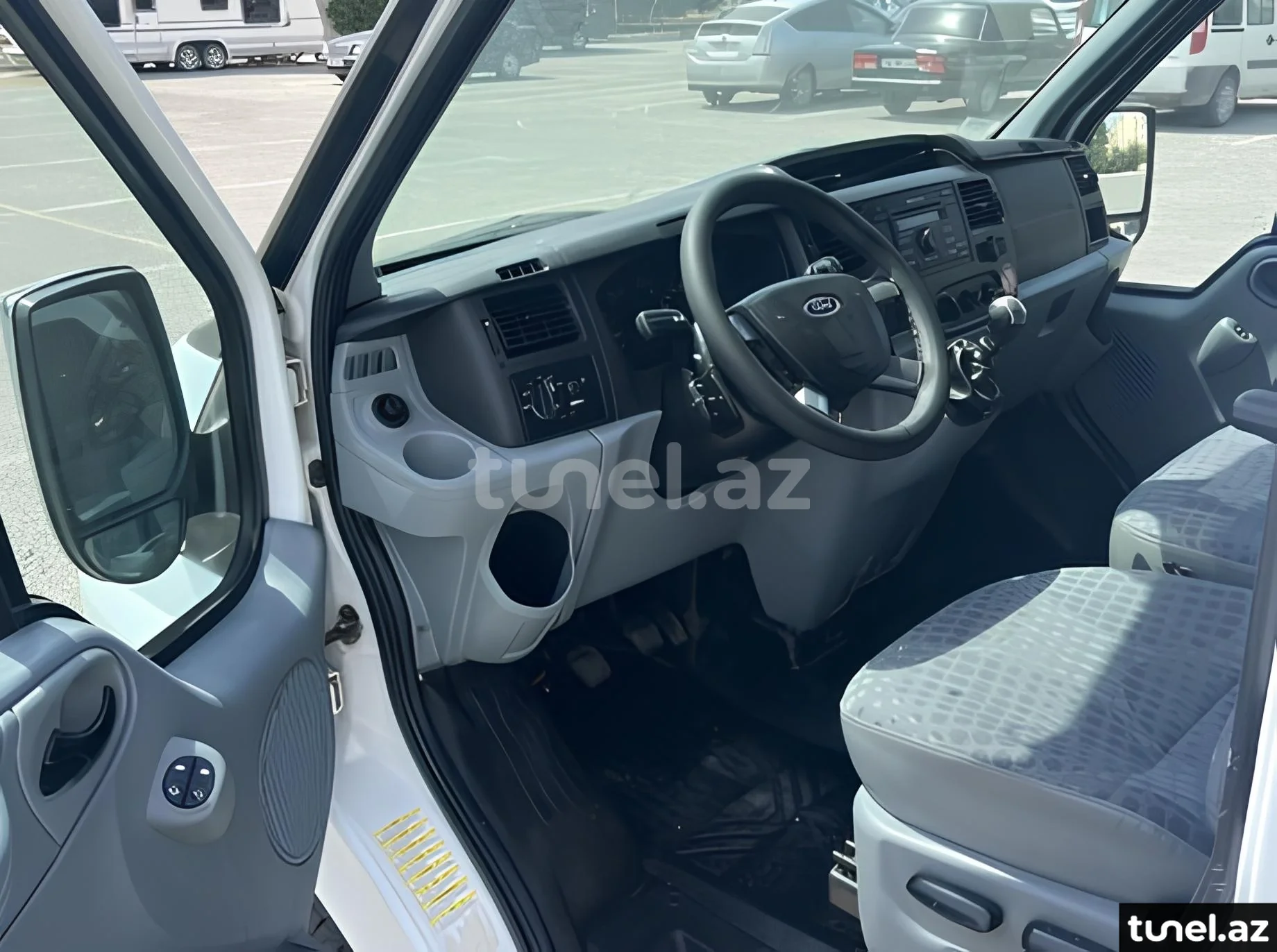 Ford Transit 2010