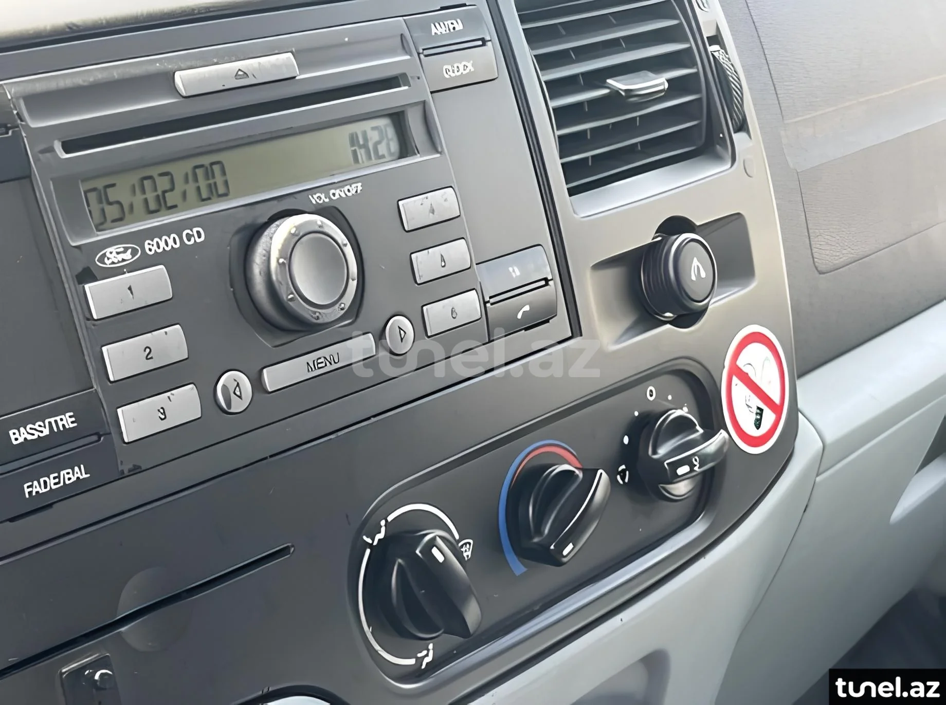 Ford Transit 2010