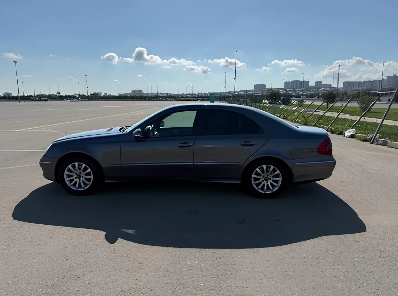 Mercedes E 220, 2.2 L, 2006 i̇l, 164 000 km, Bakı - Qiymət: 20 200 ₼ - Tunel.az
