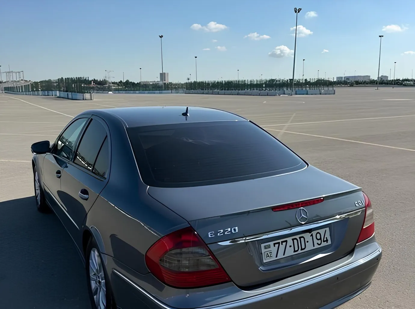 Mercedes E 220, 2.2 L, 2006 i̇l, 164 000 km, Bakı - Qiymət: 20 200 ₼ - Tunel.az