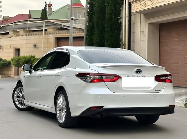 Toyota Camry, 2.5 L, 2022 i̇l, 98 000 km, Bakı - Qiymət: 41 900 ₼ - Tunel.az