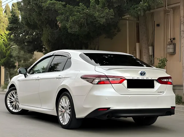 Toyota Camry, 2.5 L, 2022 i̇l, 98 000 km, Bakı - Qiymət: 41 900 ₼ - Tunel.az