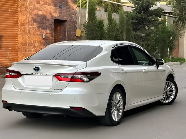 Toyota Camry, 2.5 L, 2022 i̇l, 98 000 km, Bakı - Qiymət: 41 900 ₼ - Tunel.az