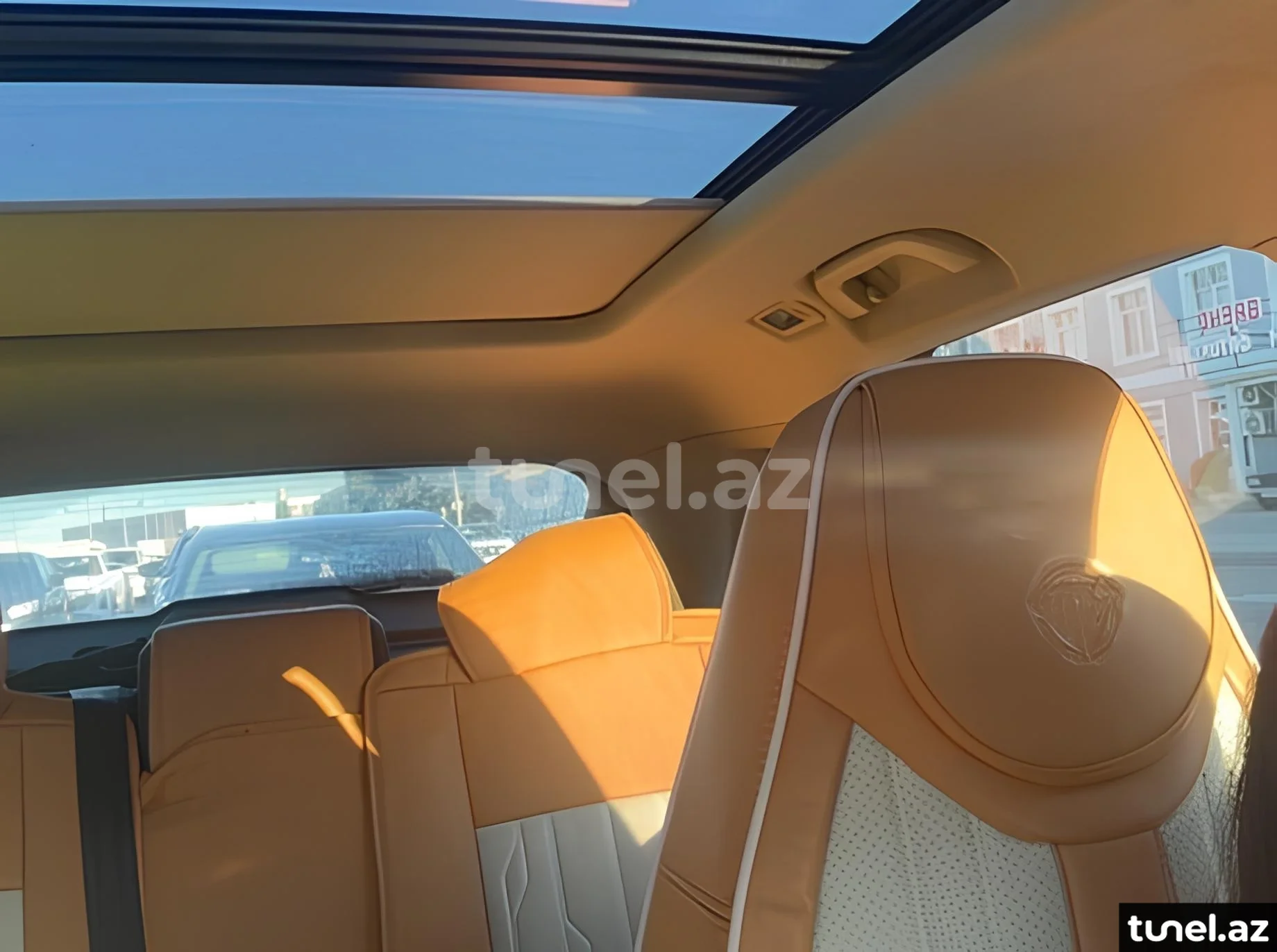 Bestune T77 2019