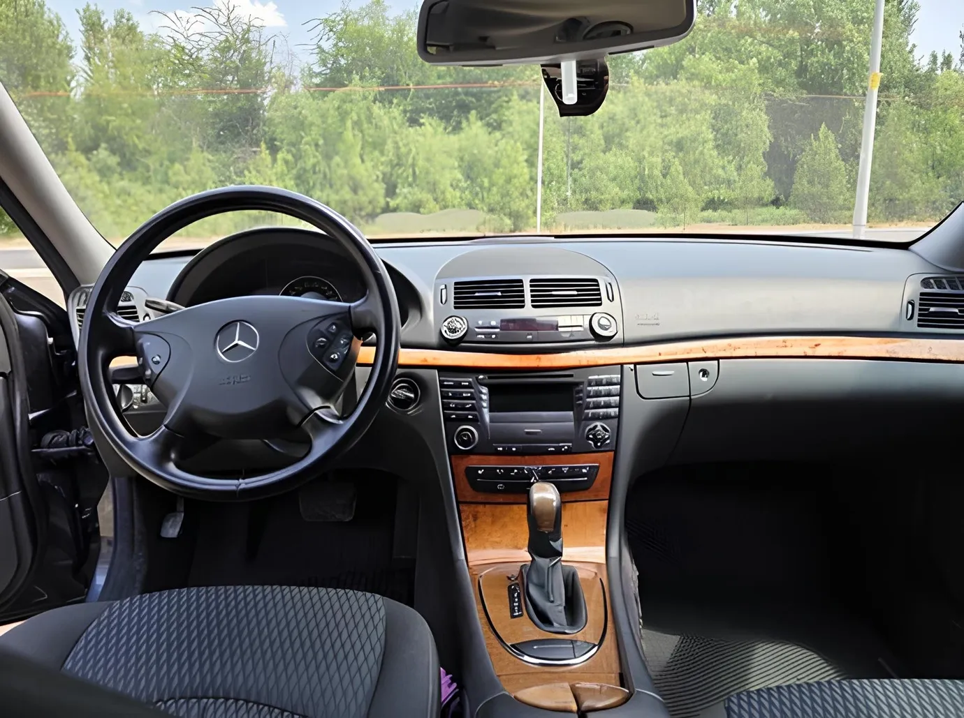Mercedes E 220, 2.2 L, 2005 i̇l, 249 000 km, Ağcabədi - Qiymət: 13 900 ₼ - Tunel.az