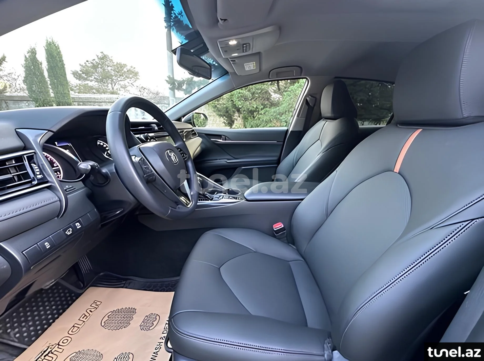Toyota Camry 2021