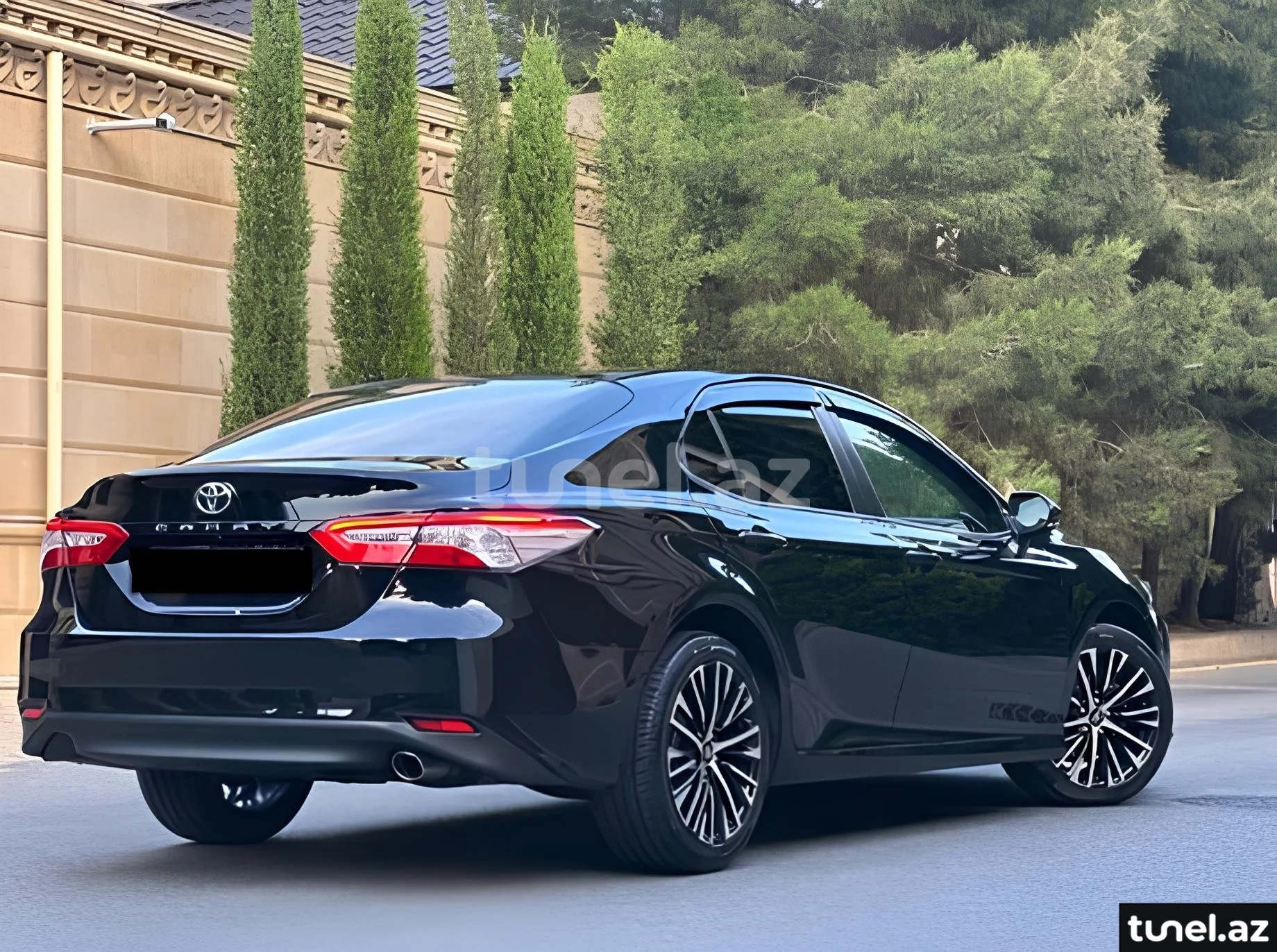 Toyota Camry 2021