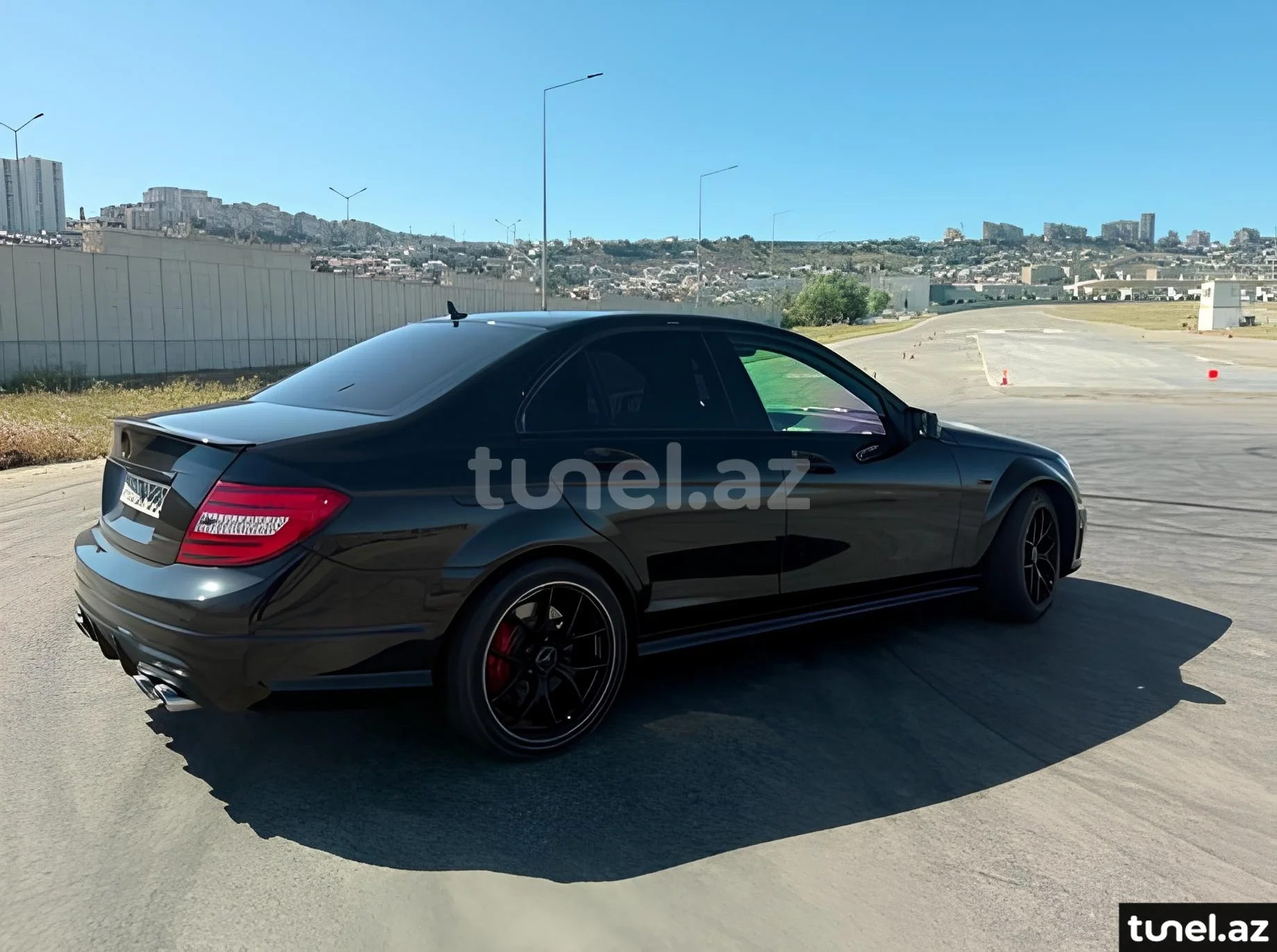 Mercedes C 63 AMG 2012